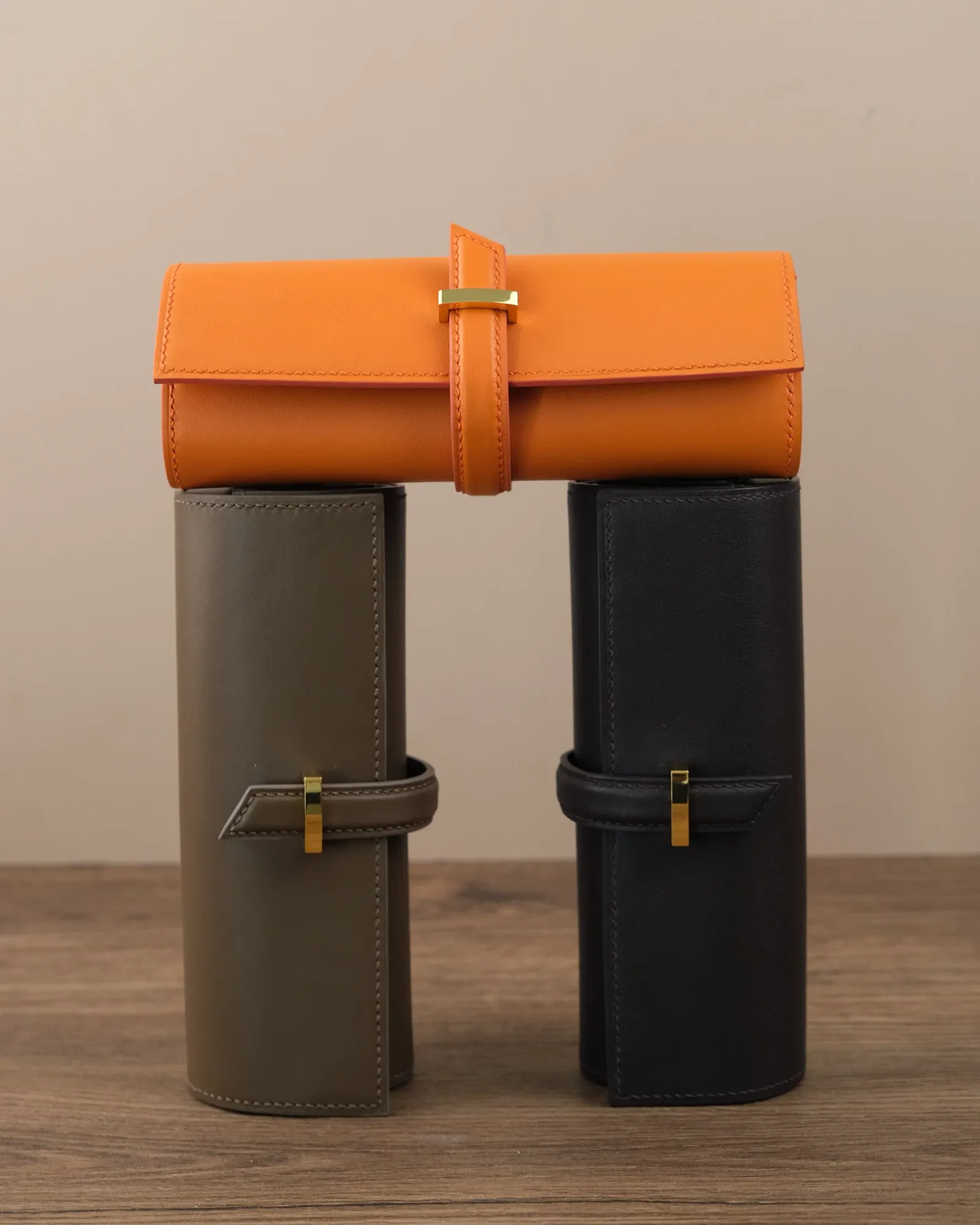 Ảnh Studio 5 hộp mắt kính - Koi Leather