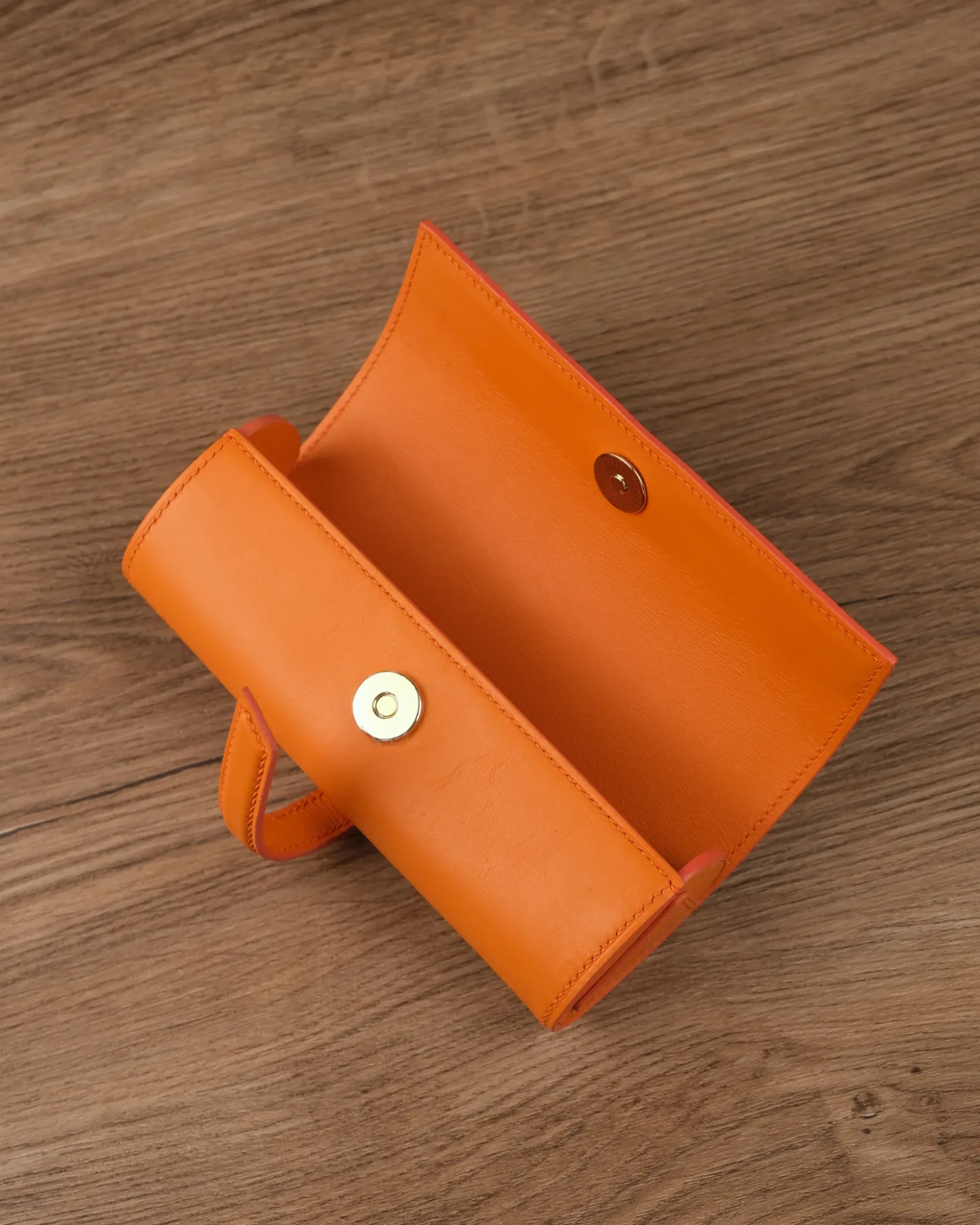 5 hộp mắt kính — ảnh 6, KOI Leather
