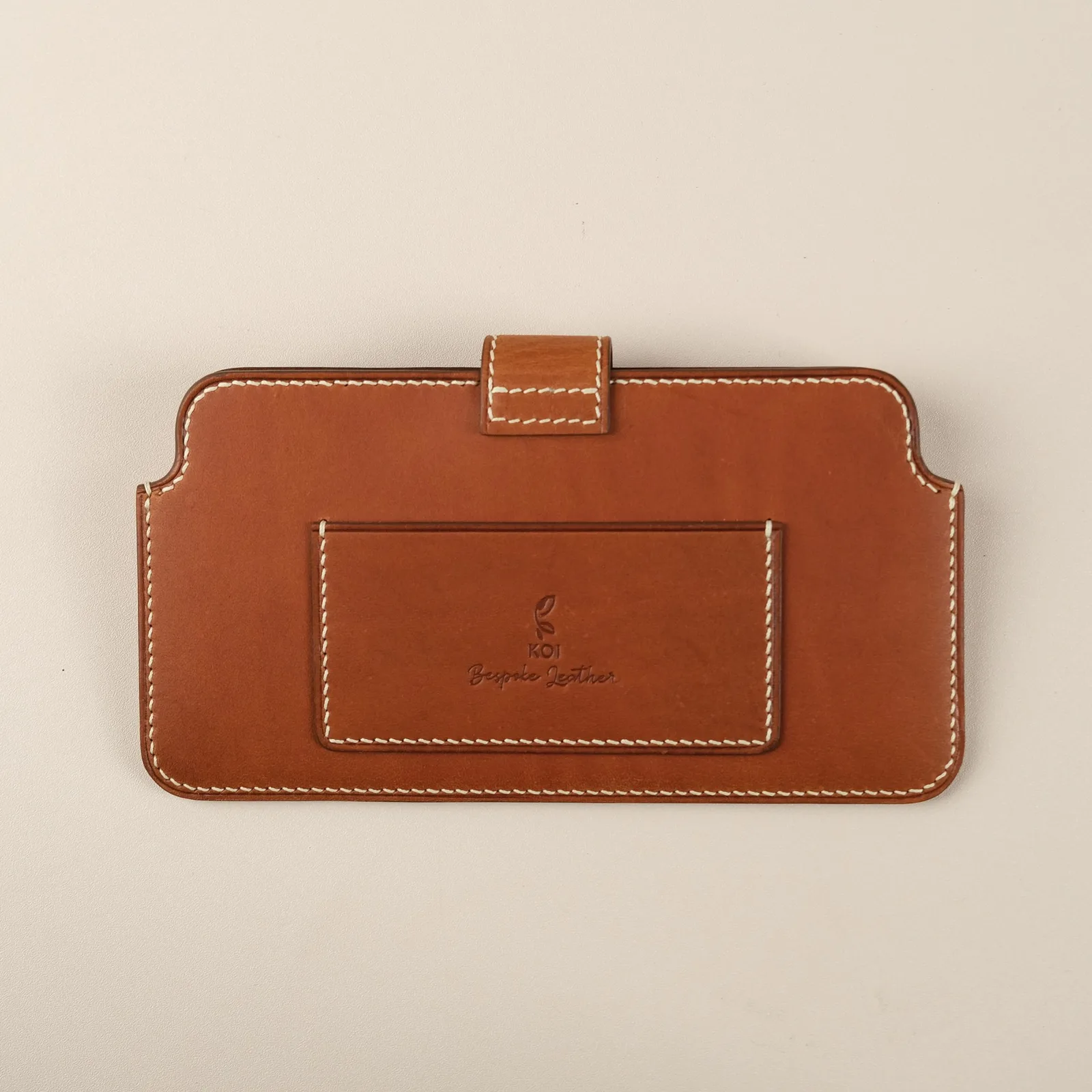 Ảnh Studio Bao da điện thoại da Minerva màu vàng bò có quai gài - Koi Leather
