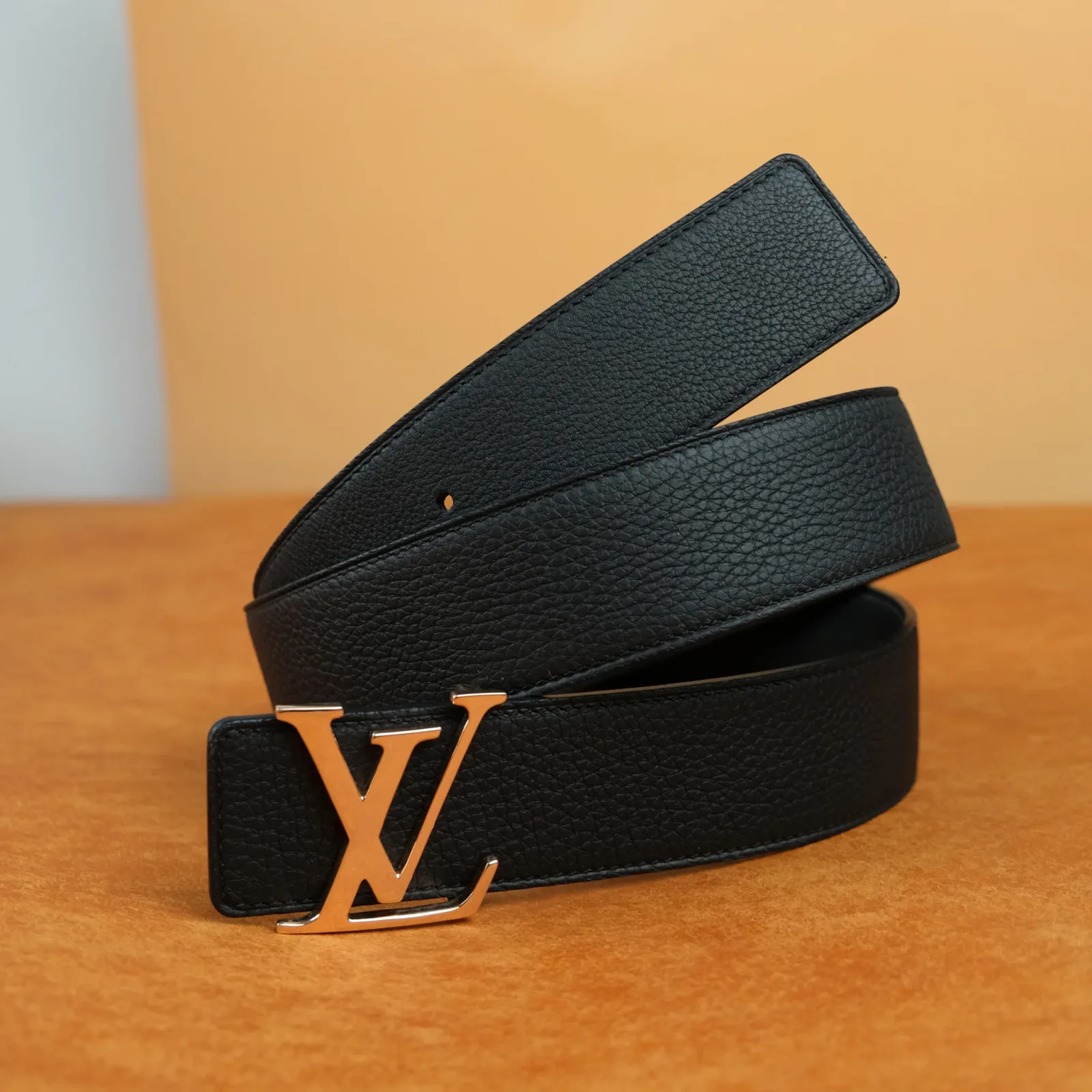 Ảnh Studio Thắt Lưng Nam – Da Epsom – Đen, Khoá Chốt - Koi Leather