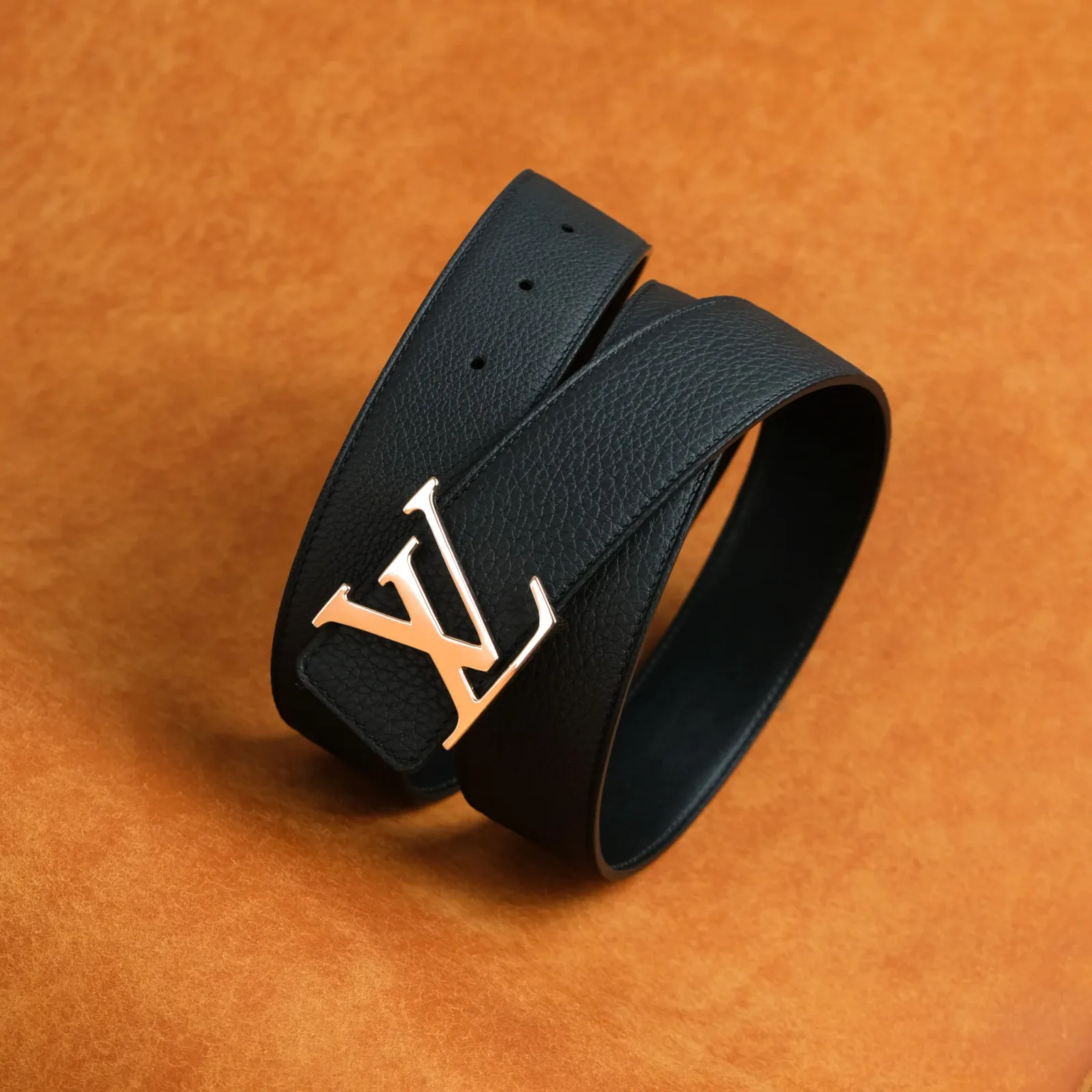 Ảnh Studio Thắt Lưng Nam – Da Epsom – Đen, Khoá Chốt - Koi Leather