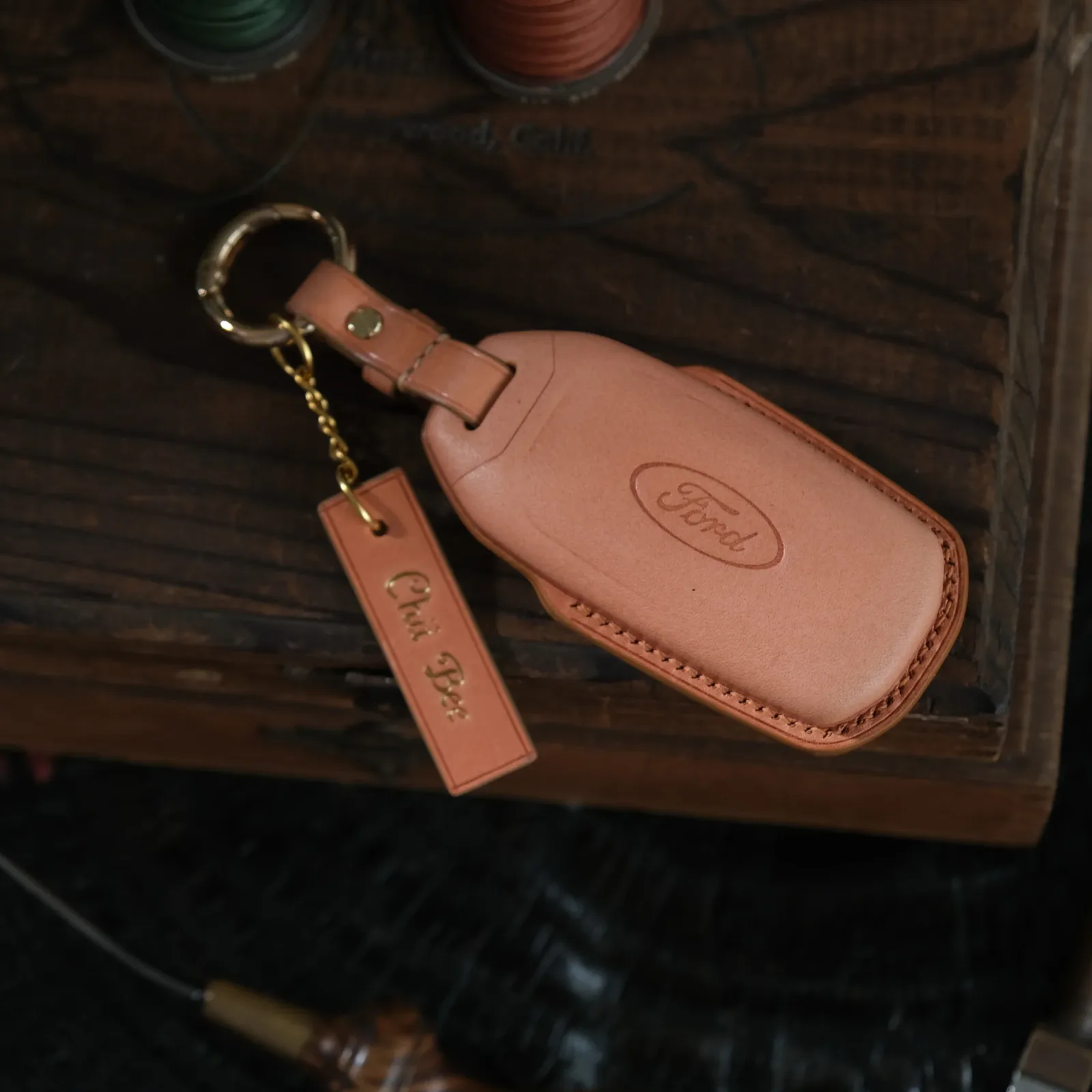 Ảnh Studio Bao chìa khoá Ford - KOI Leather
