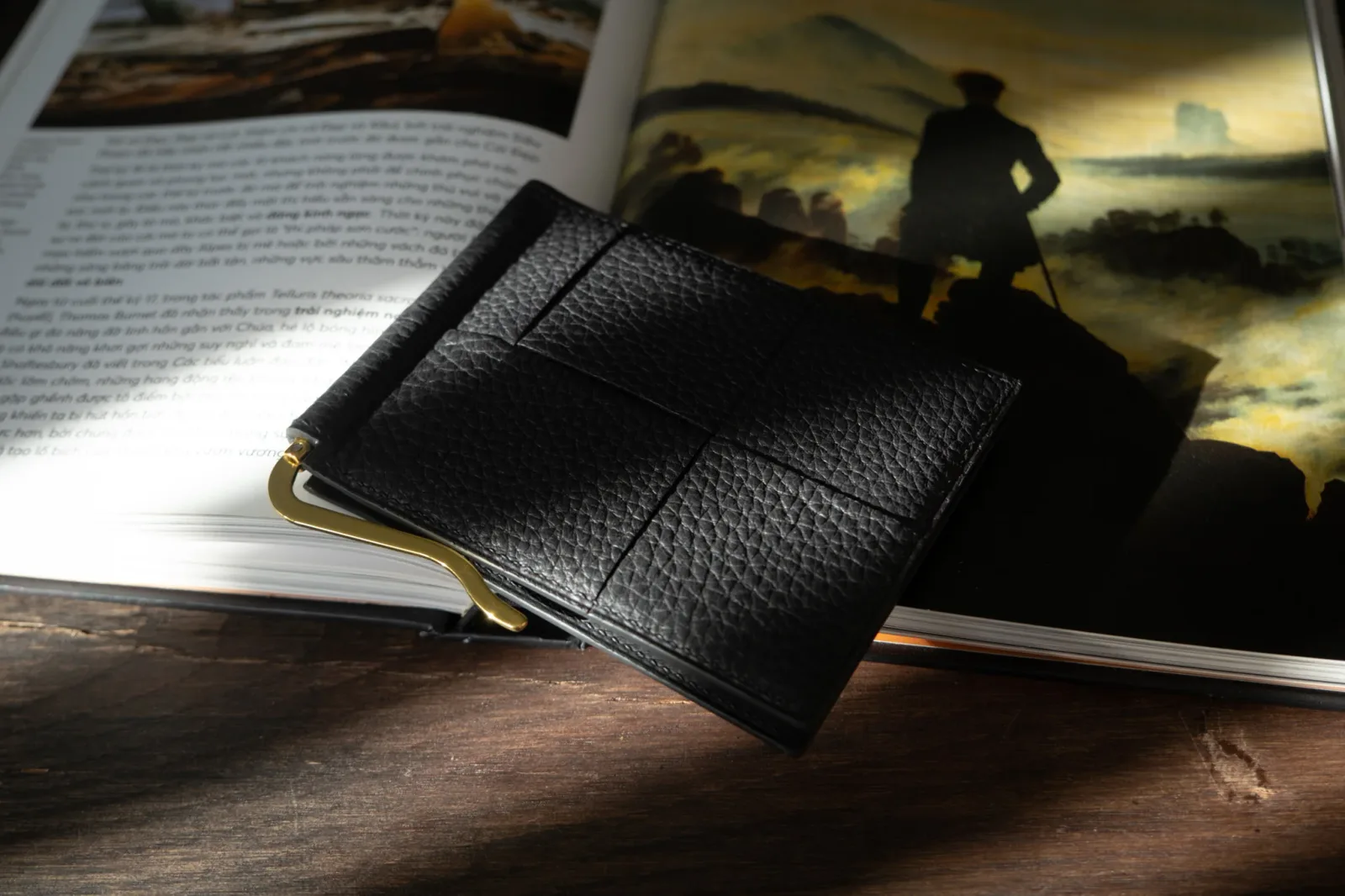 Ảnh Studio Ví kẹp tiền - KOI Leather