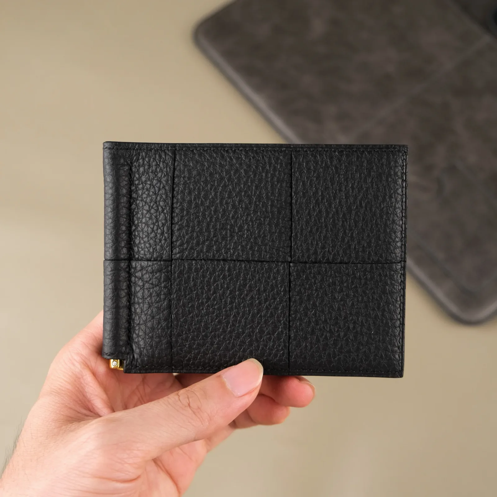 Ảnh Studio Ví kẹp tiền - KOI Leather