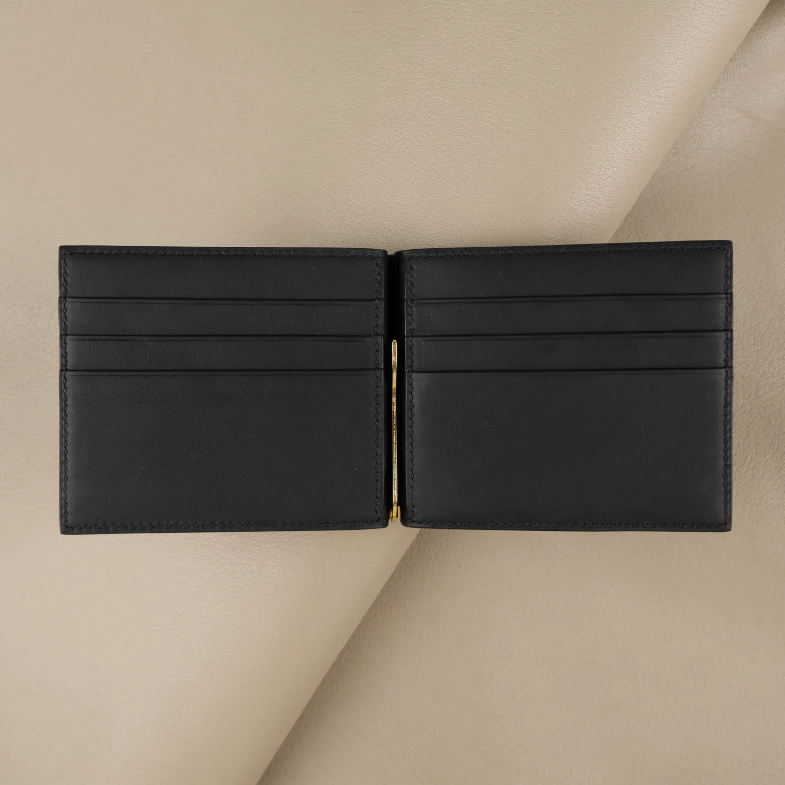 Ảnh Studio Ví kẹp tiền - KOI Leather
