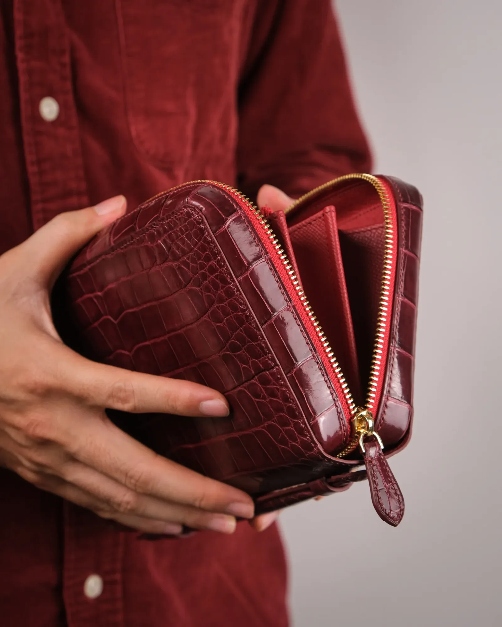 Ảnh Studio Clutch - Koi Leather