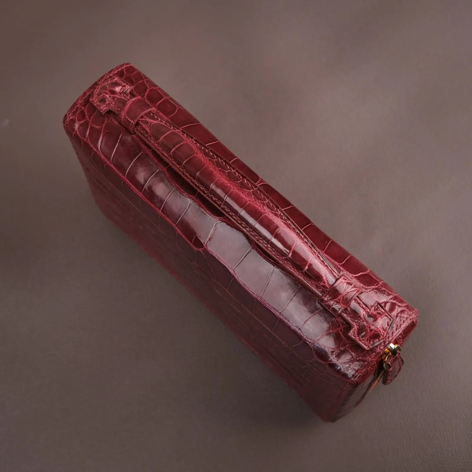 Ảnh Studio Clutch - Koi Leather