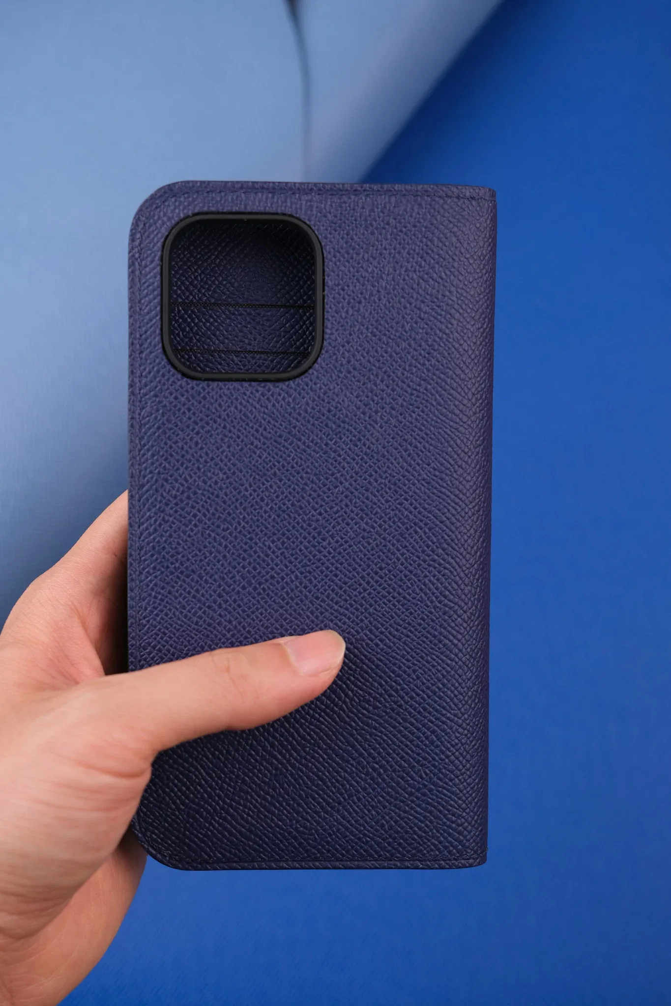 Ảnh Studio Ốp IP 15PRM - KOI Leather