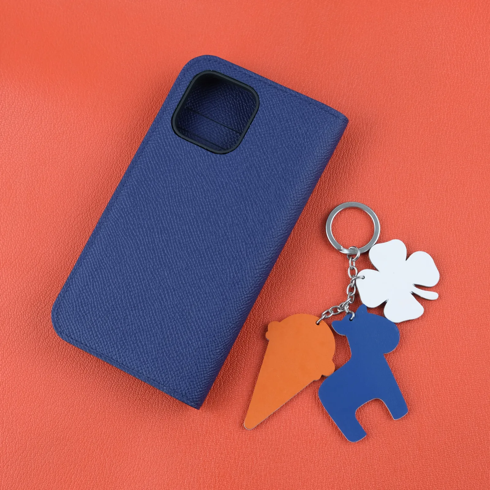 Ảnh Studio Ốp IP 15PRM - KOI Leather