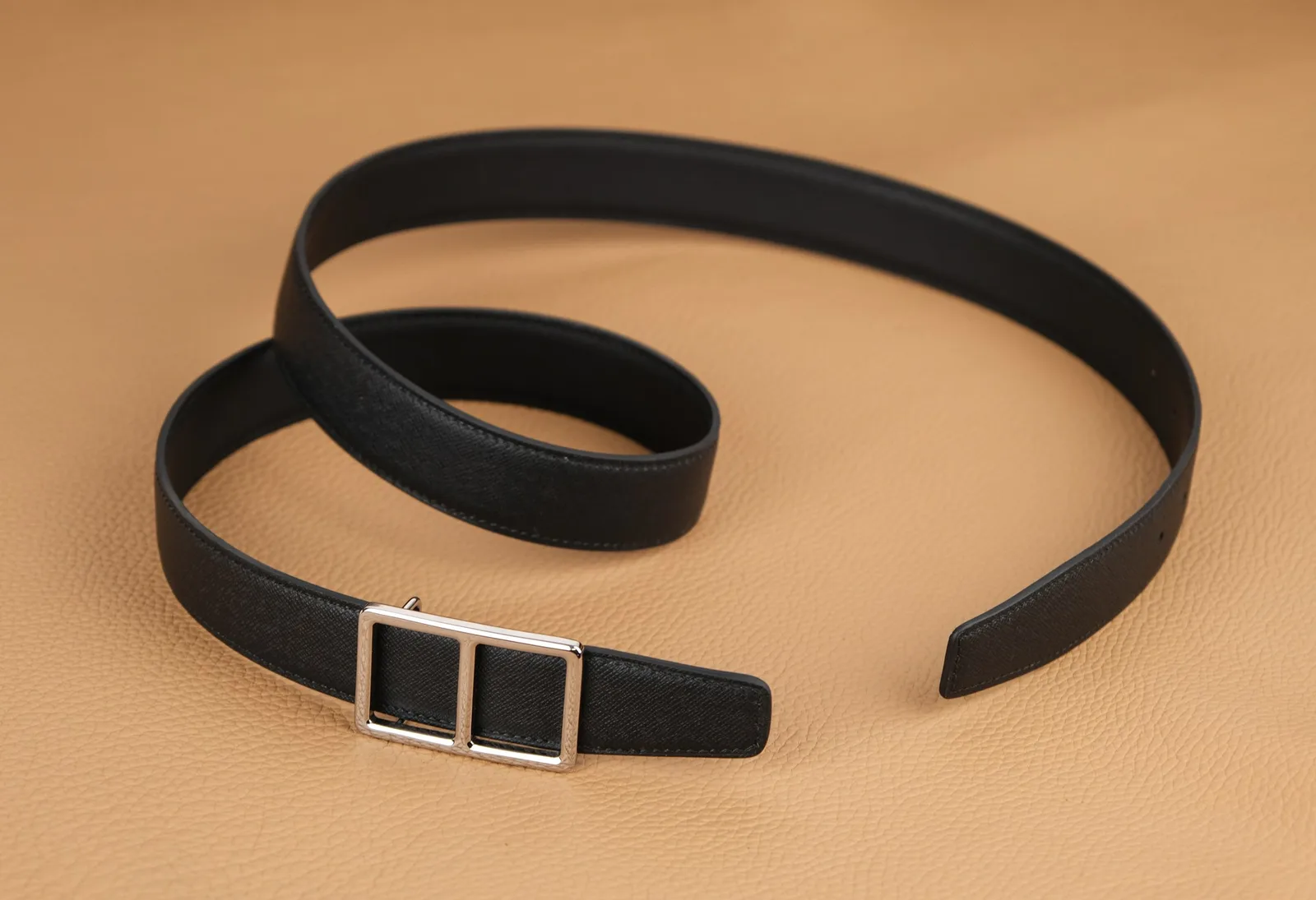 Ảnh Studio Dây thắt lưng da Taiga màu đen bản 32mm - Koi Leather