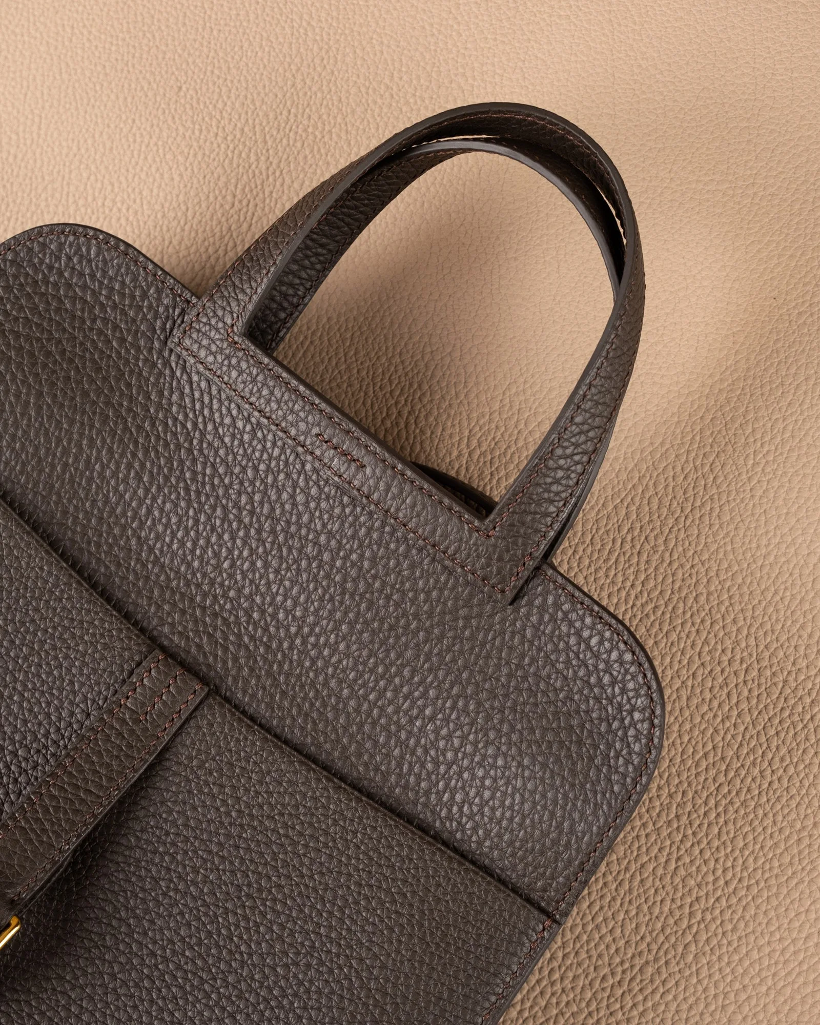 Ảnh Studio Túi xách da Clemence dáng gập nắp màu nâu đậm - Koi Leather