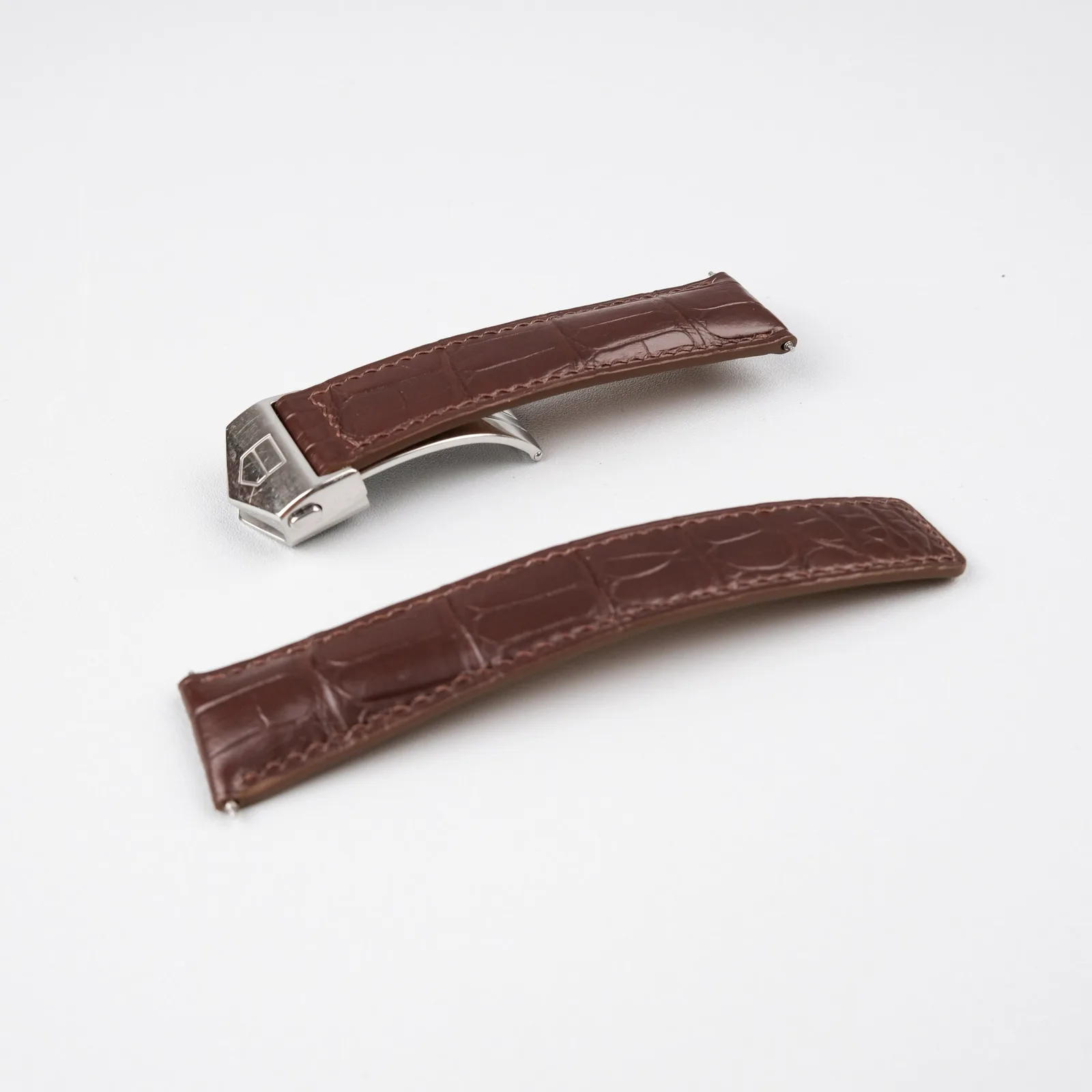 Ảnh Studio Dây đồng hồ da cá sấu màu nâu cho Tag Heuer - Koi Leather