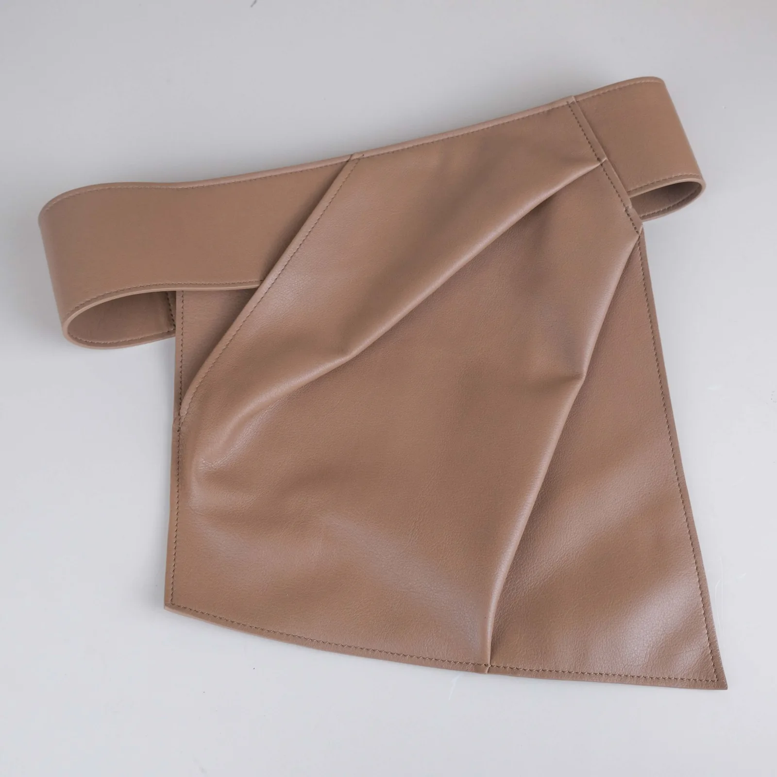 Ảnh Studio Đai váy da bò xếp nếp vạt chéo phối thun khoá kéo - Koi Leather
