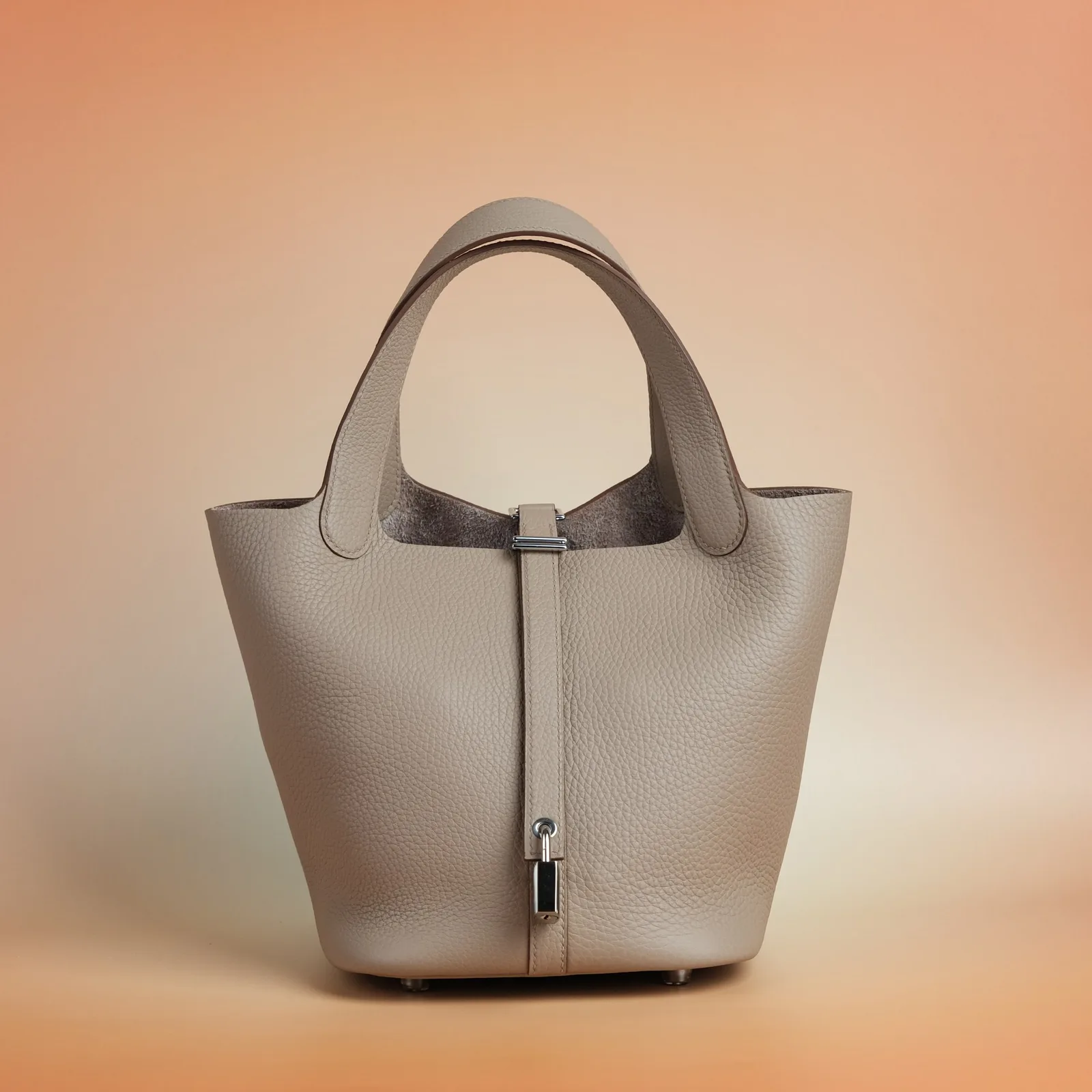 Ảnh Studio Túi xách da Clemence dáng xô hai quai kèm khoá - Koi Leather