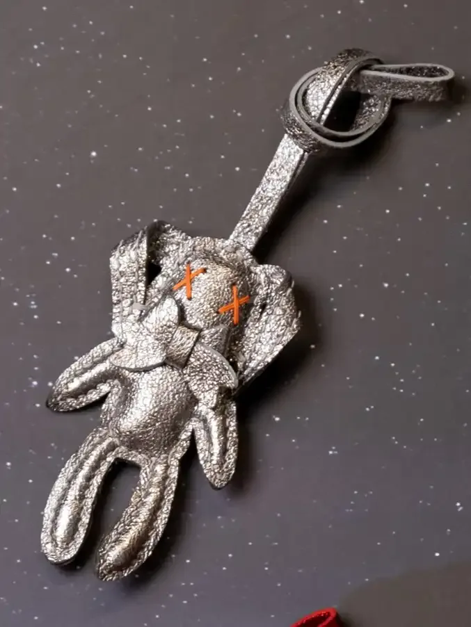 Charm Thỏ Bling Bling – Da Bò Ánh Kim - Silver, Gold, Red, Brown - Hình 7