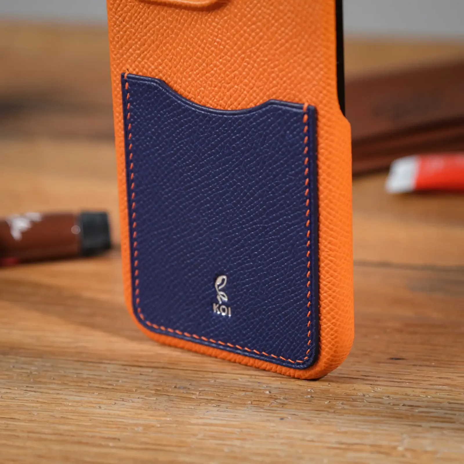 Phonecase ỐP Lưng IPhone 16Pro - Da Espom - Orange x Blue - Hình 7