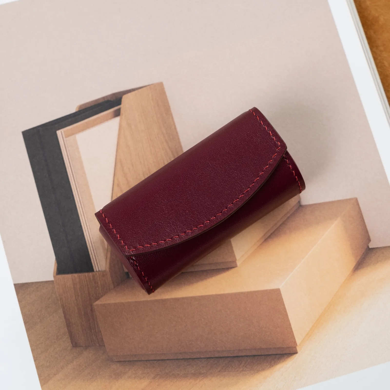 Lipstick Case - Da bò - DarkRed - Hình 8