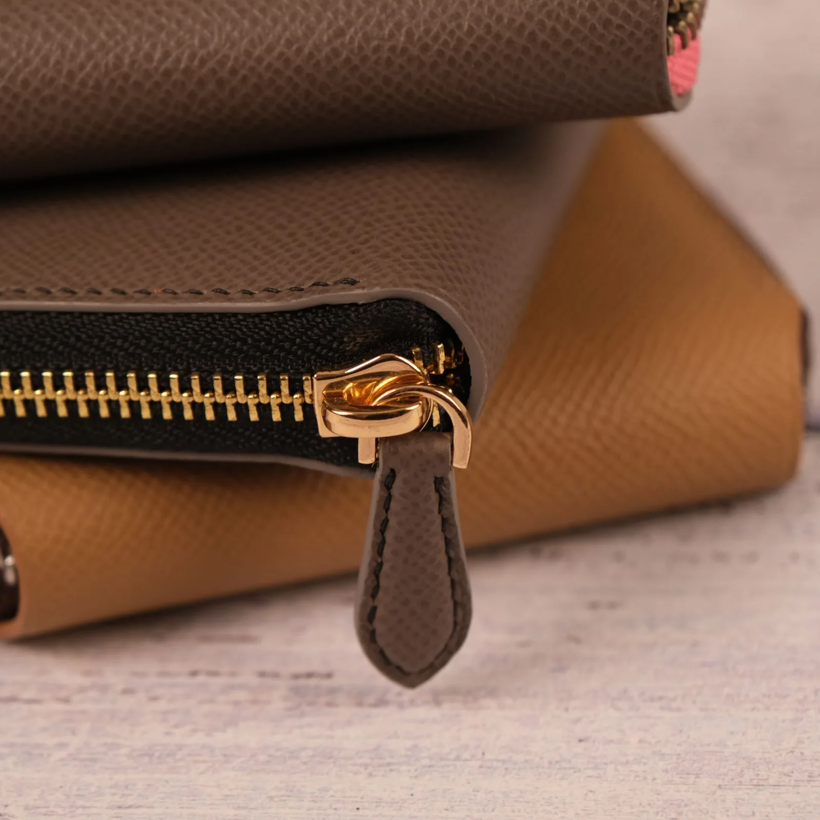Ví zipper - Da Bê Epsom - 3 màu - Hình 5