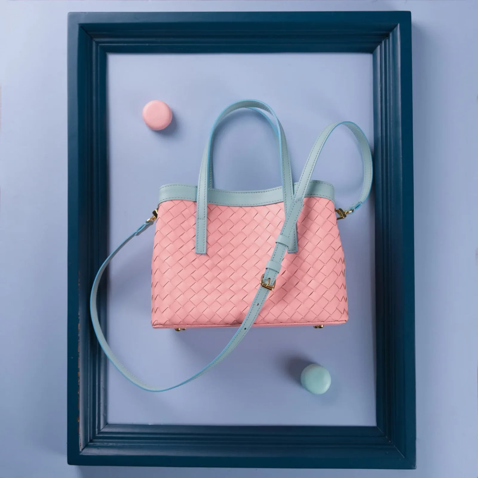 Ảnh Studio Túi loom đan da nappa Hồng - Xanh mint - Koi Leather