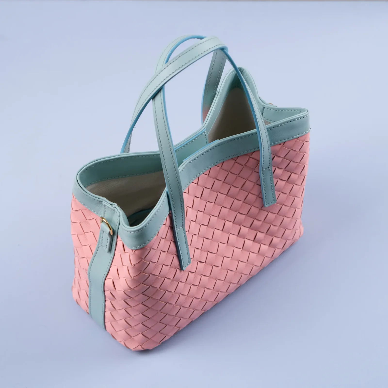 Ảnh Studio Túi loom đan da nappa Hồng - Xanh mint - Koi Leather