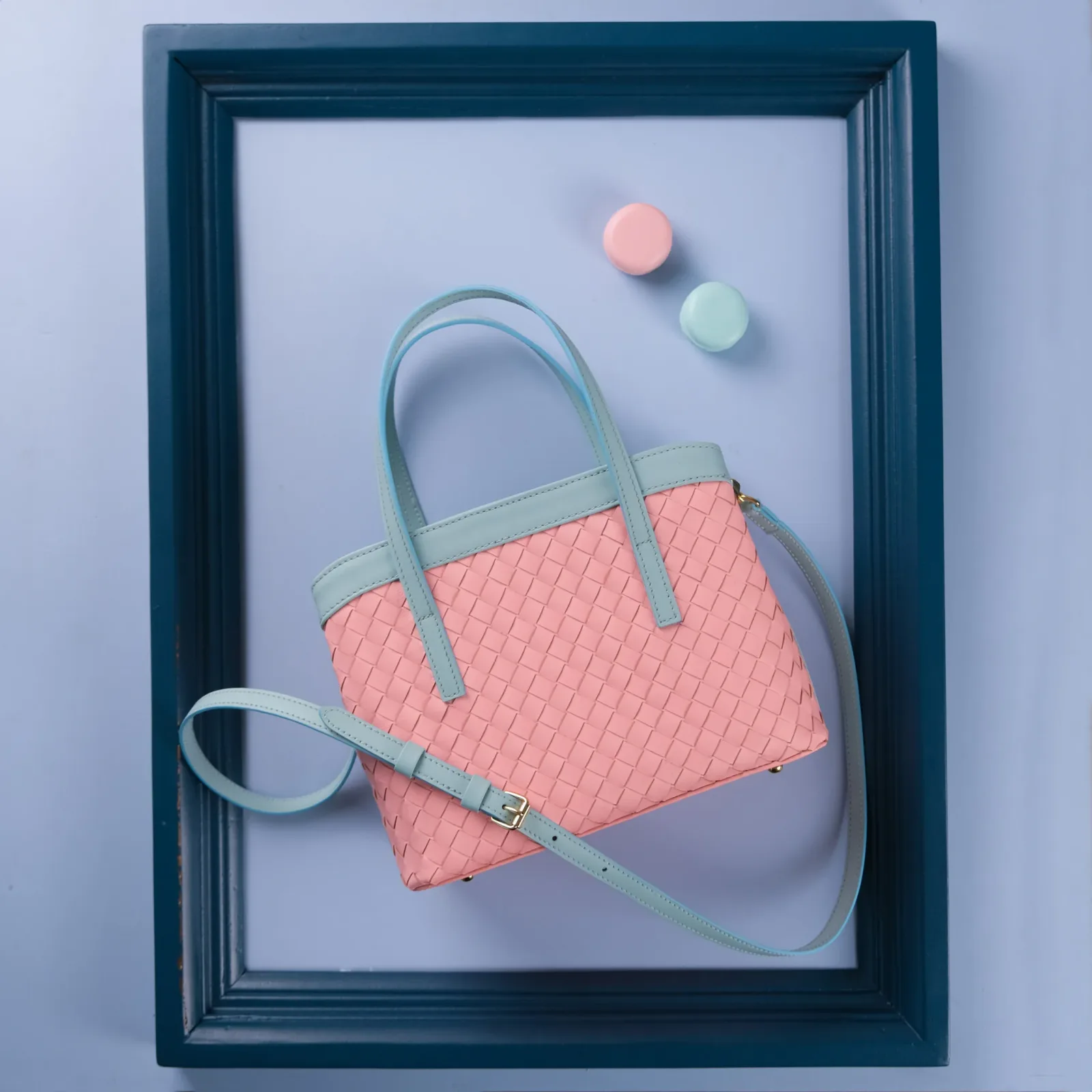 Ảnh Studio Túi loom đan da nappa Hồng - Xanh mint - Koi Leather