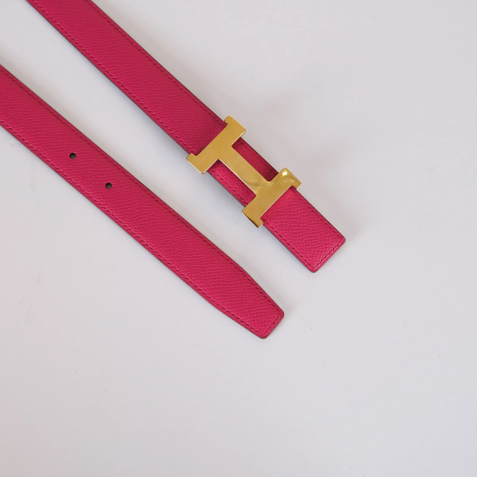 Ảnh Studio Dây thắt lưng da bò Epsom bản 24mm hai mặt khoá chữ H - Koi Leather