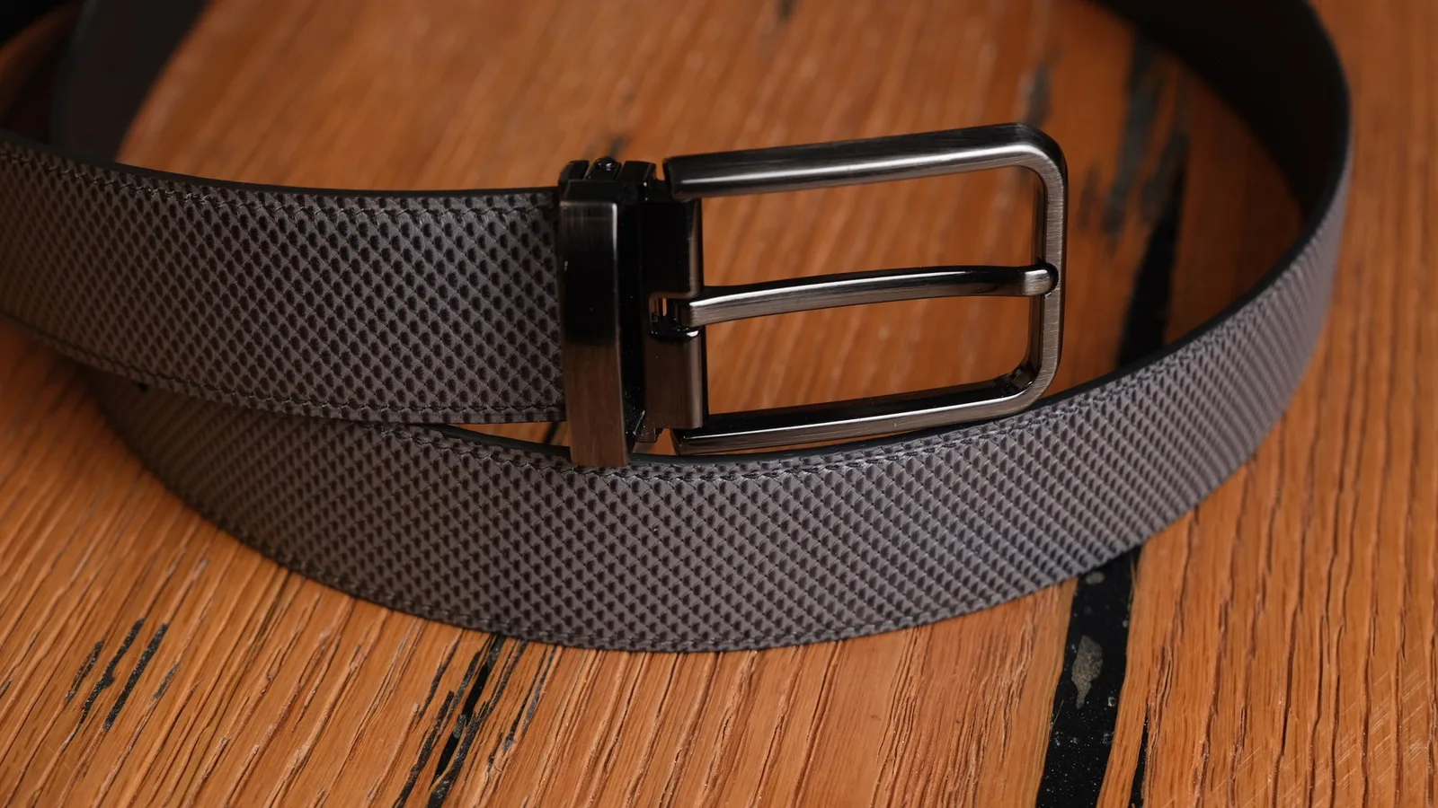 Ảnh Studio Dây thắt lưng nam da bò khoá kim - Koi Leather