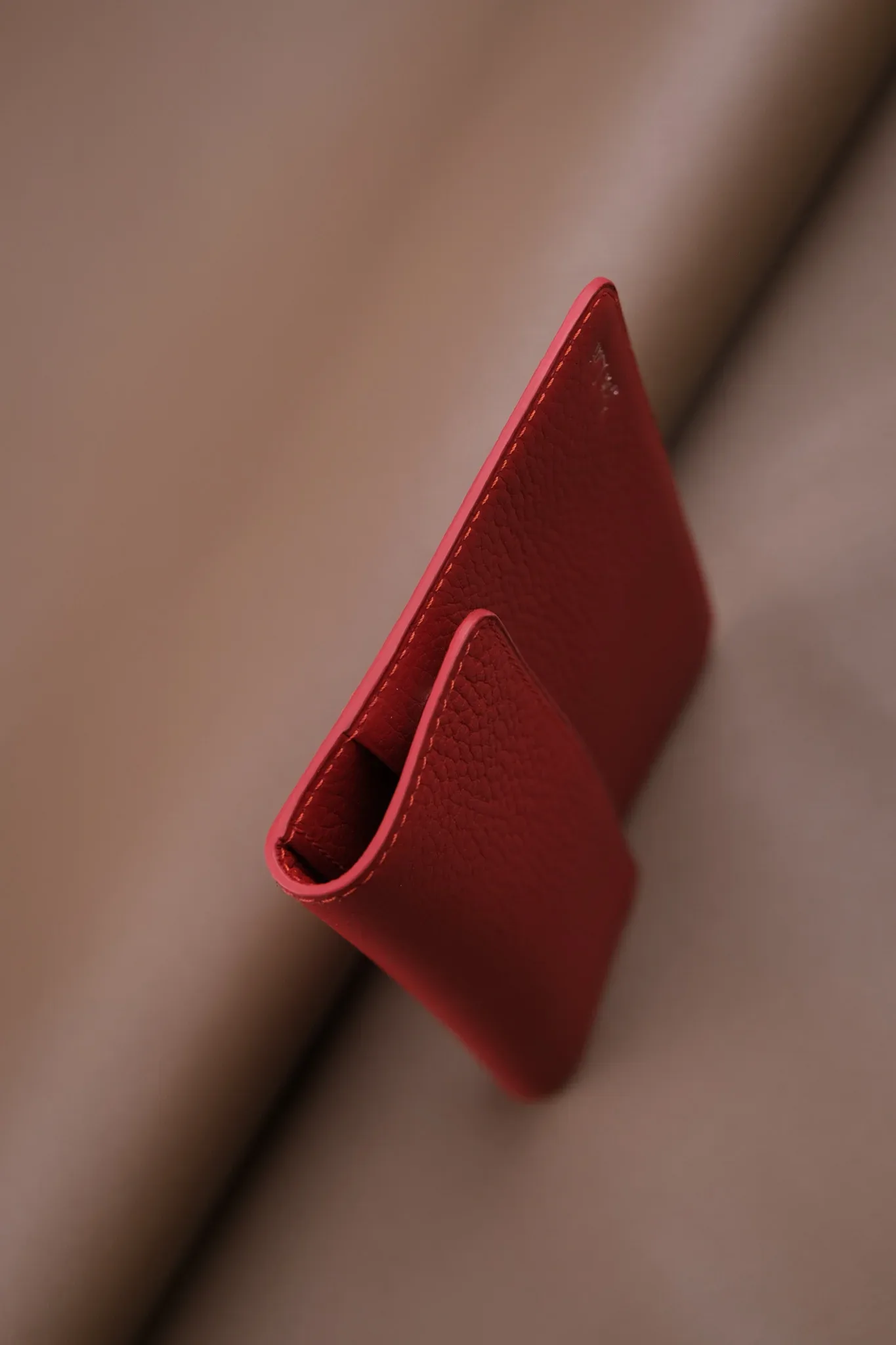 Ảnh Studio Bao da giấy tờ oto (để vừa giấy đăng kiểm) - Koi Leather