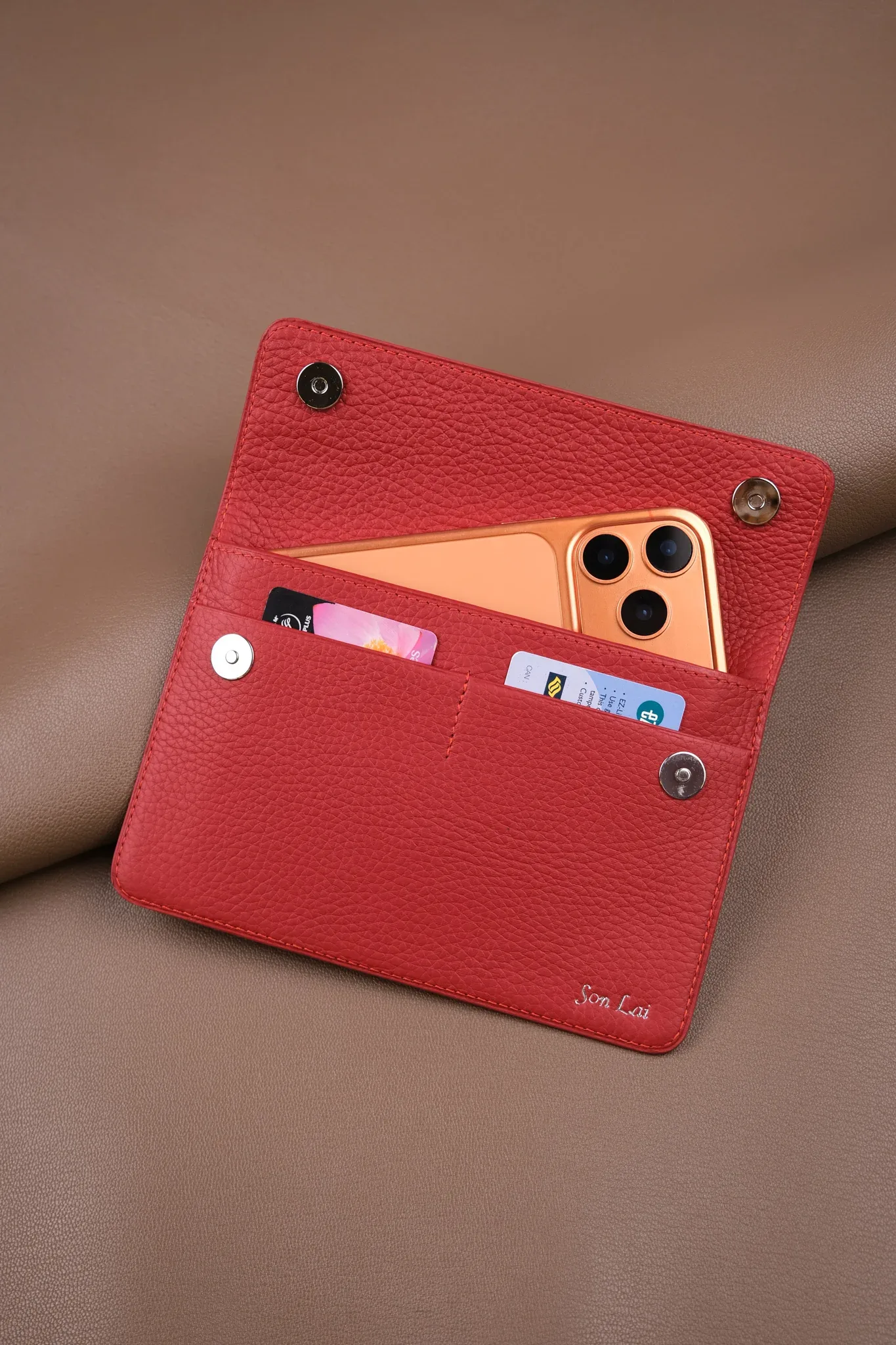 Ảnh Studio Bao da giấy tờ oto (để vừa giấy đăng kiểm) - Koi Leather