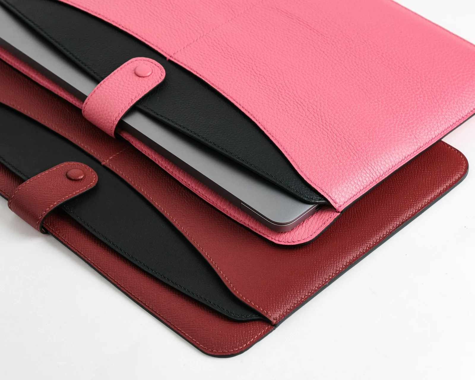 Ảnh Studio Bao da đựng laptop BRISTO da bò phối màu quai bấm - Koi Leather