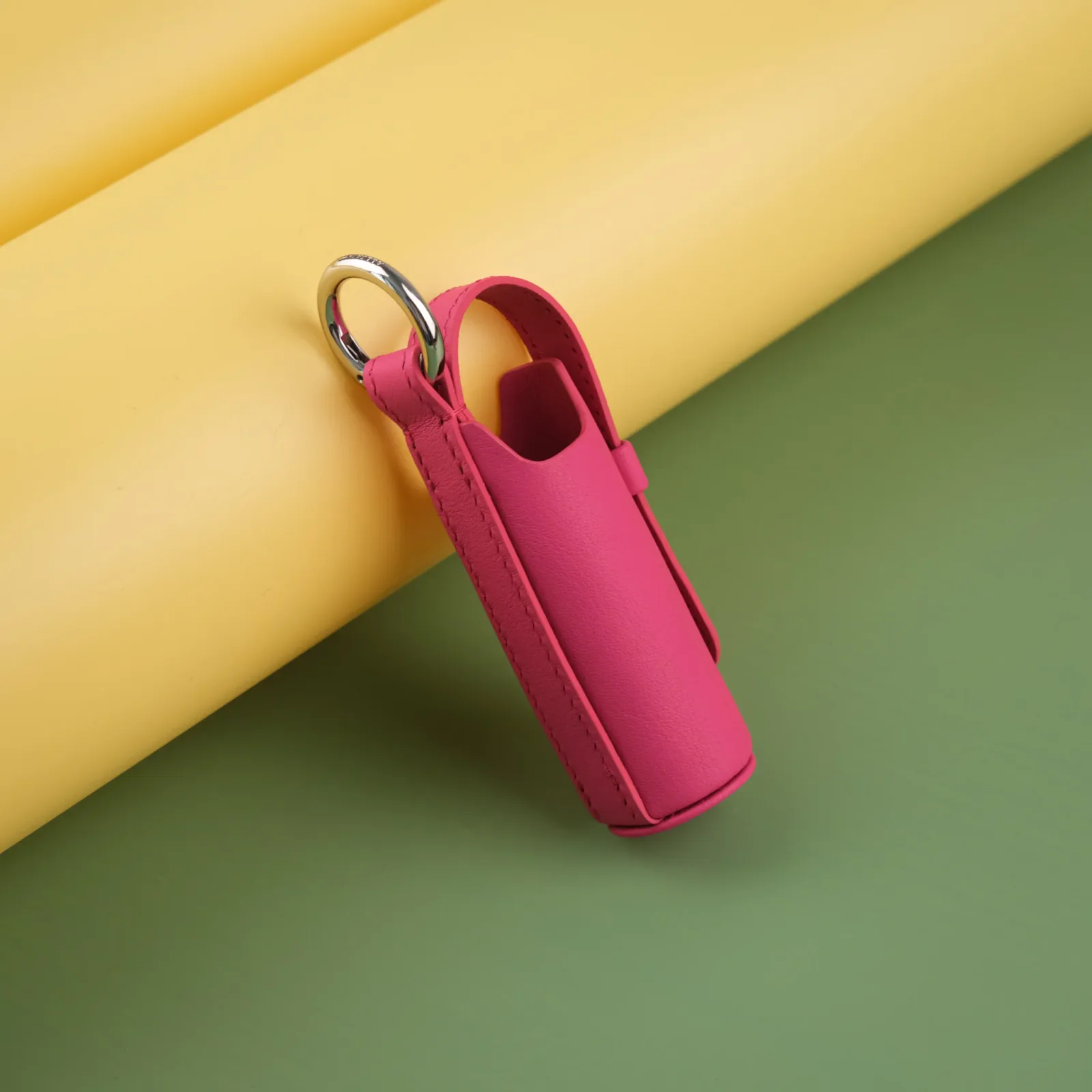 Ảnh Studio Charm son - KOI Leather