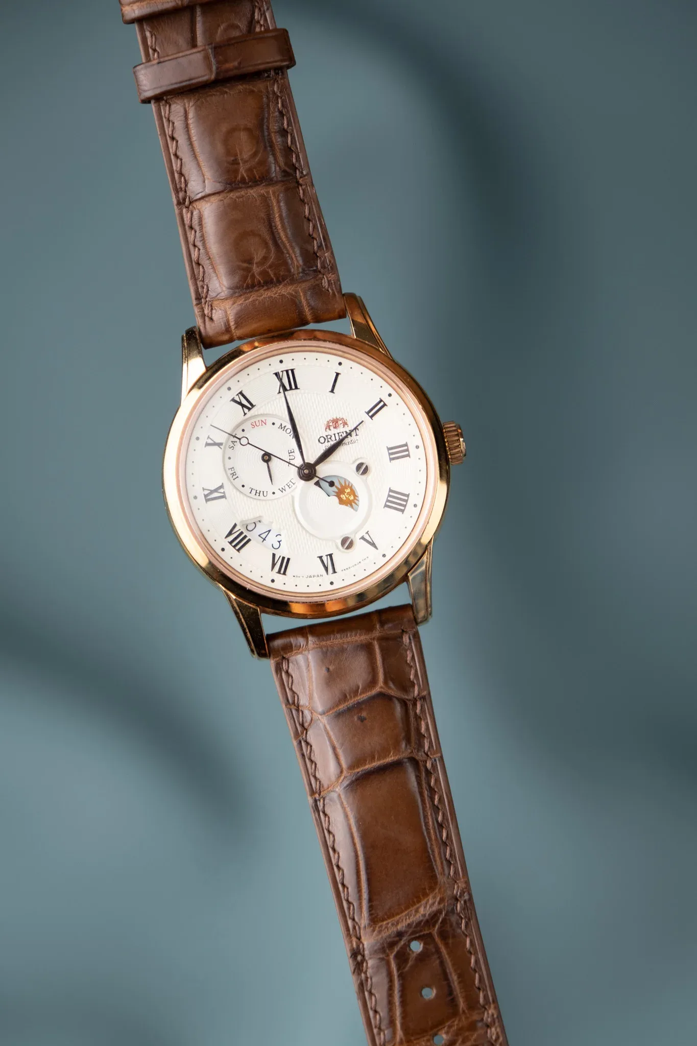Ảnh Studio Dây đồng hồ - KOI Leather