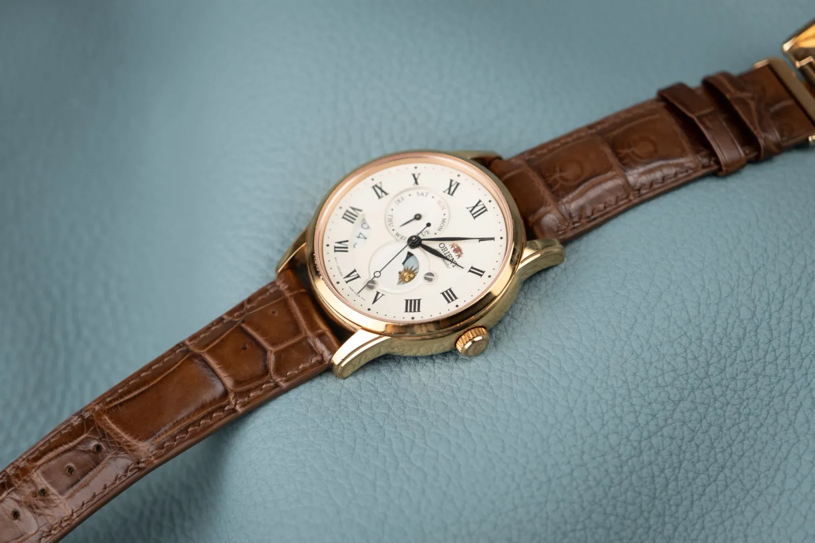 Ảnh Studio Dây đồng hồ - KOI Leather