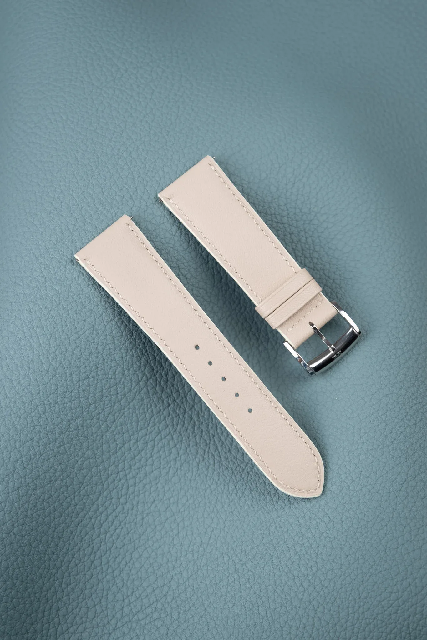Ảnh Studio Dây đồng hồ - KOI Leather
