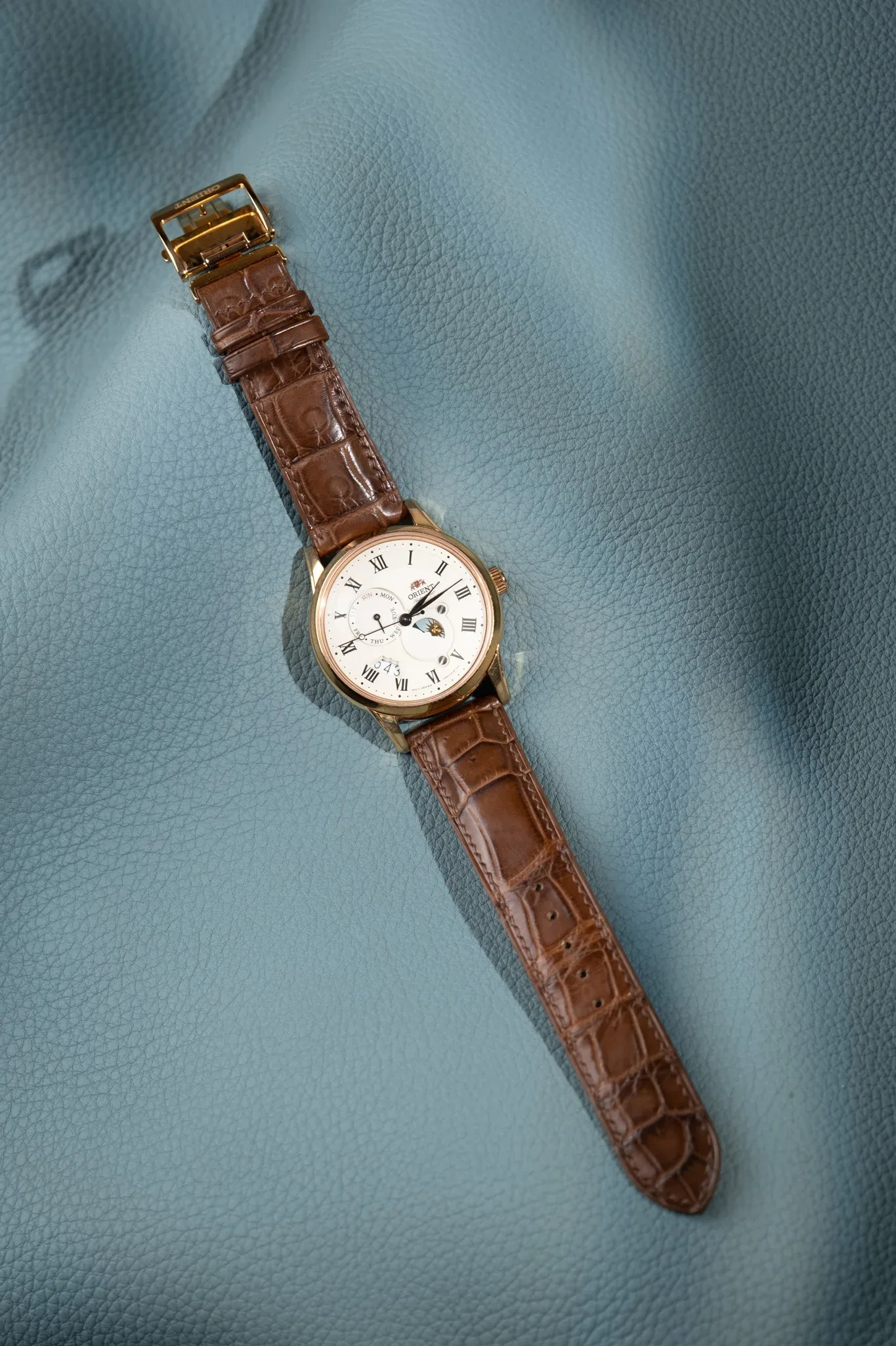 Ảnh Studio Dây đồng hồ - KOI Leather