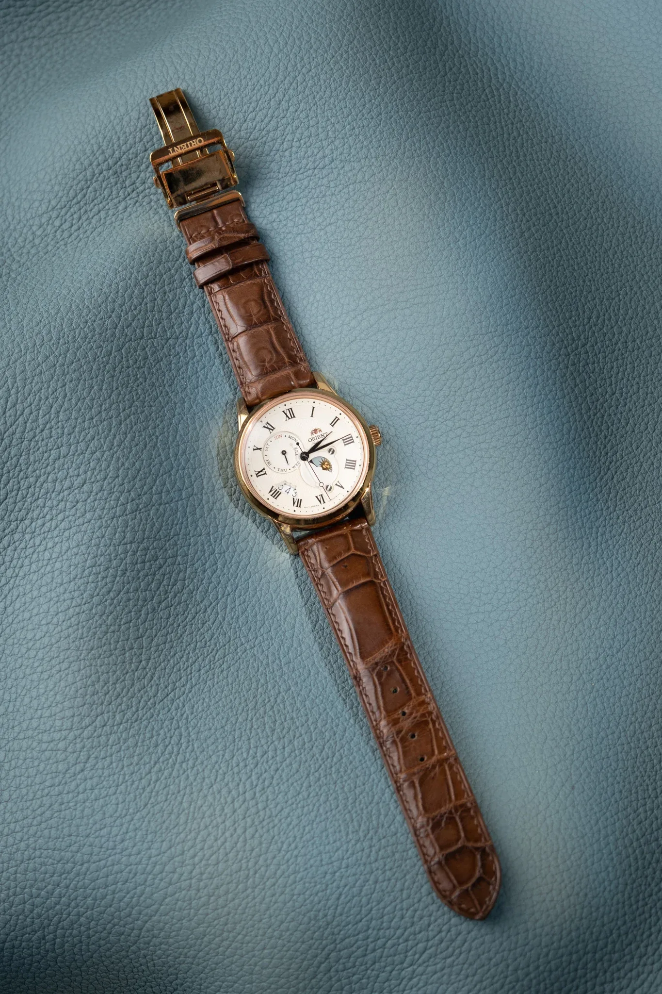 Ảnh Studio Dây đồng hồ - KOI Leather