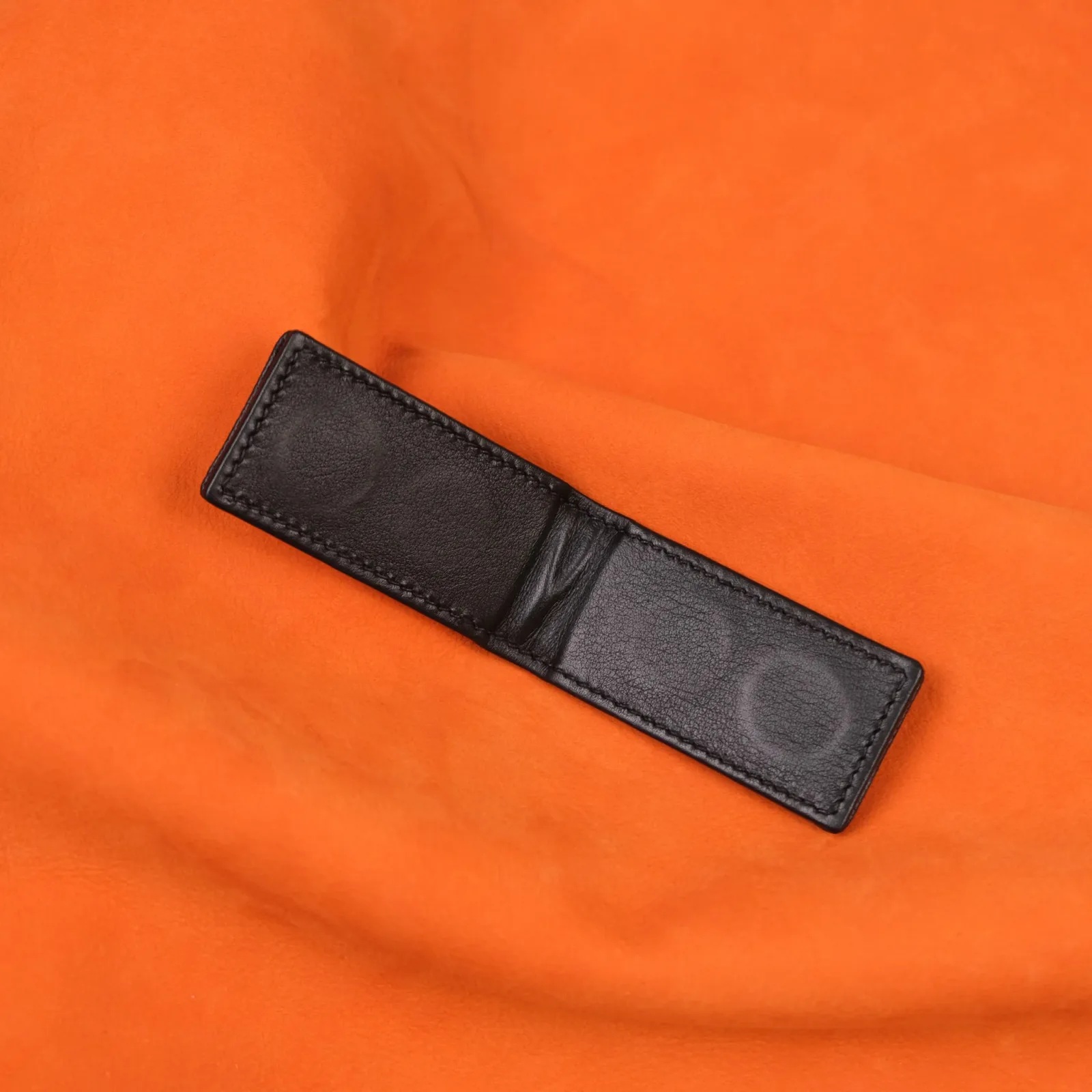 Ảnh Studio money clip - Koi Leather