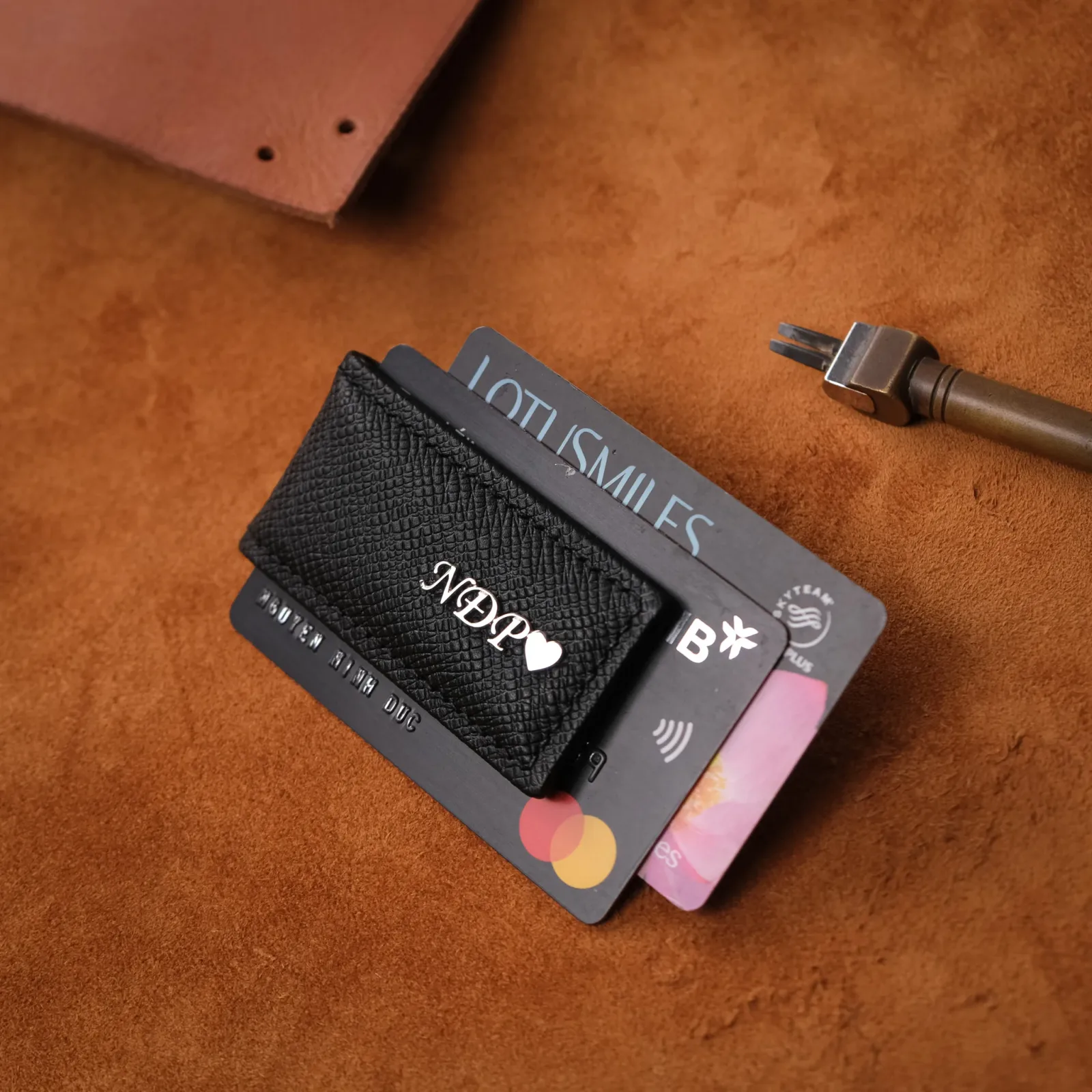 Ảnh Studio money clip - Koi Leather