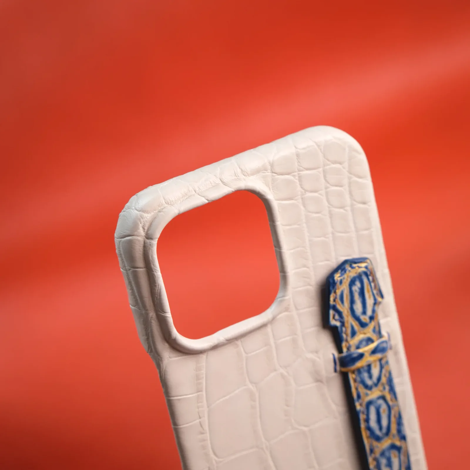 Ảnh Studio Ốp lưng iphone da cá sấu Himalaya - Koi Leather
