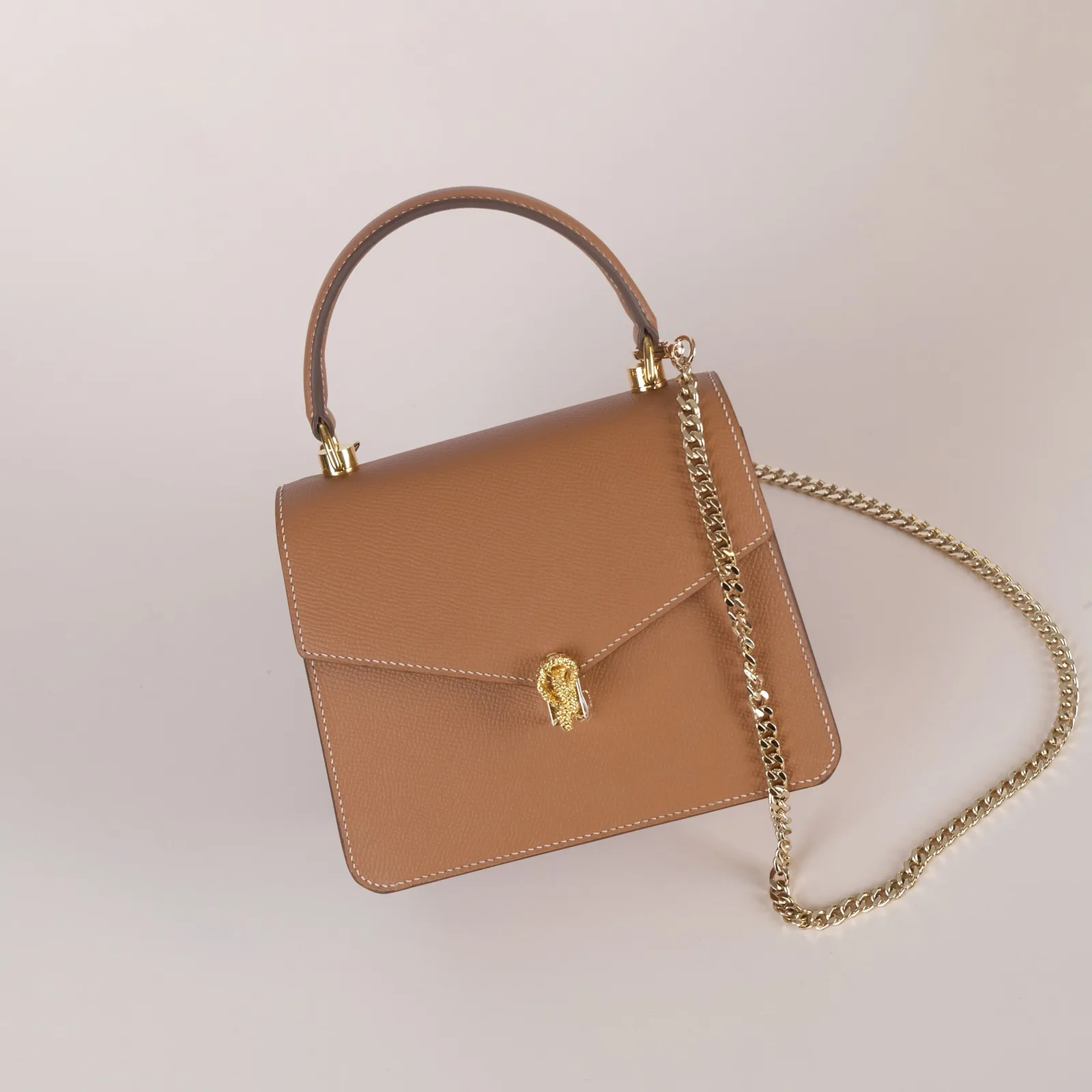 Ảnh Studio Túi xách nữ da Epsom màu Gold nắp vát quai cầm kèm dây xích - Koi Leather