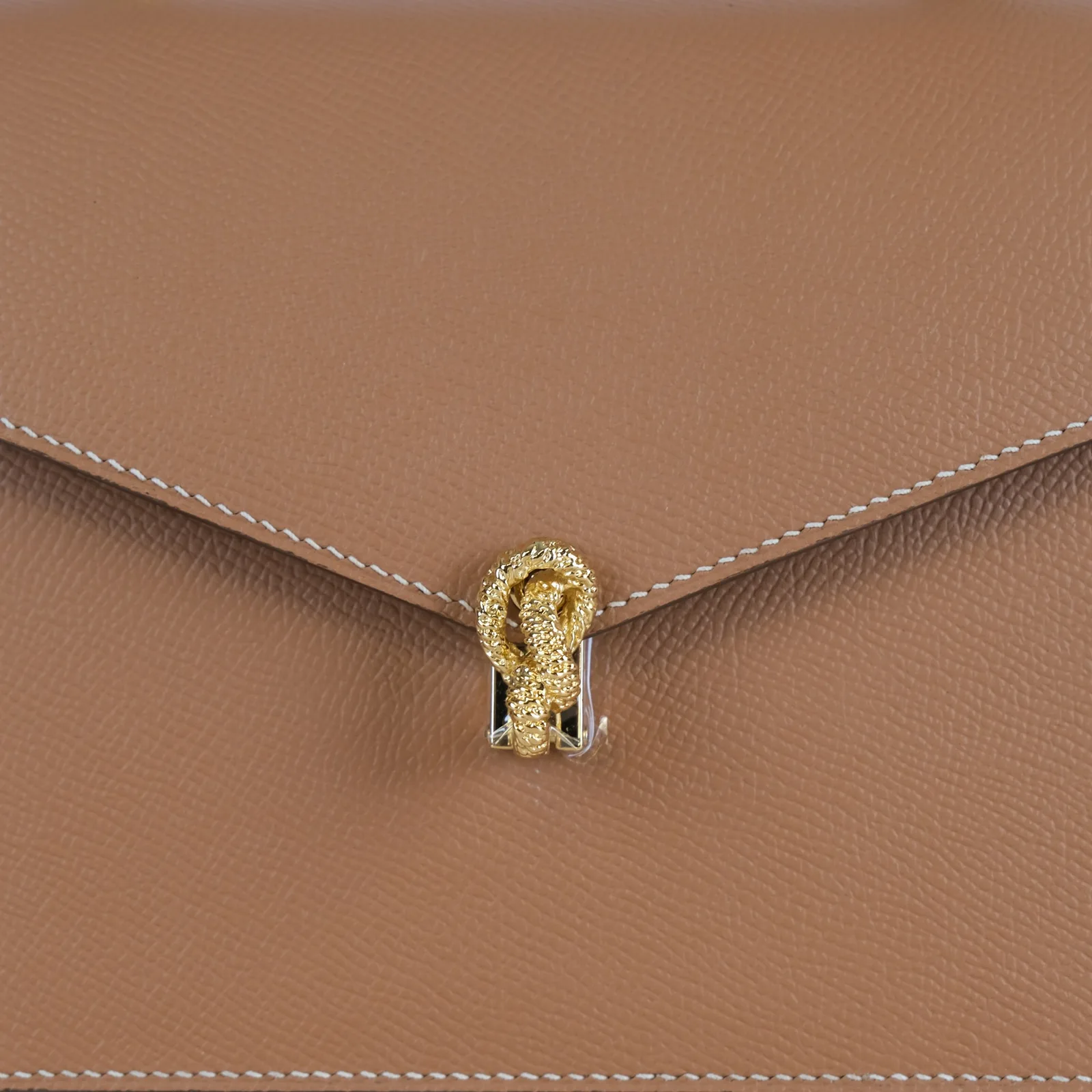 Ảnh Studio Túi xách nữ da Epsom màu Gold nắp vát quai cầm kèm dây xích - Koi Leather