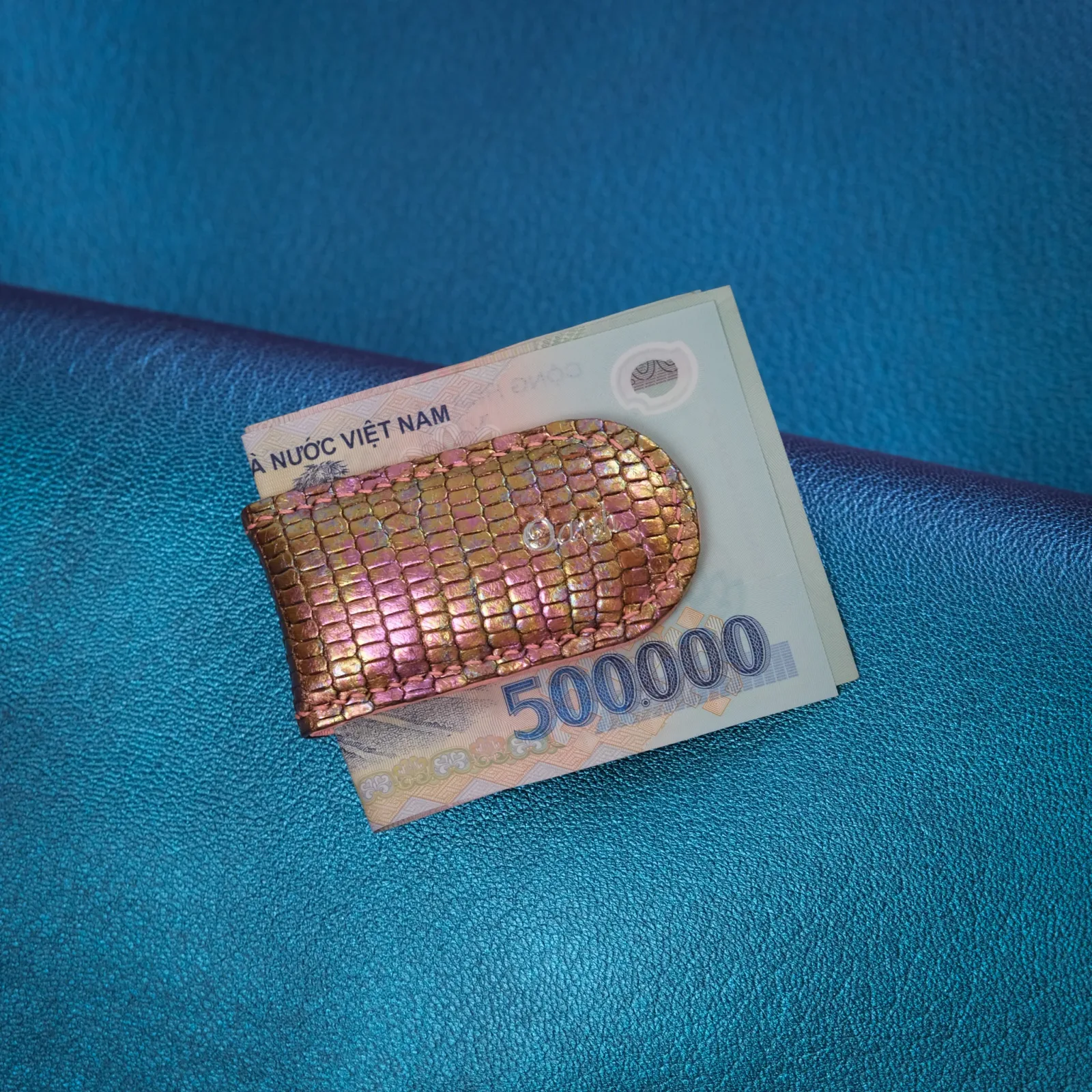Ảnh Studio Money Clip Kì Đà - Koi Leather