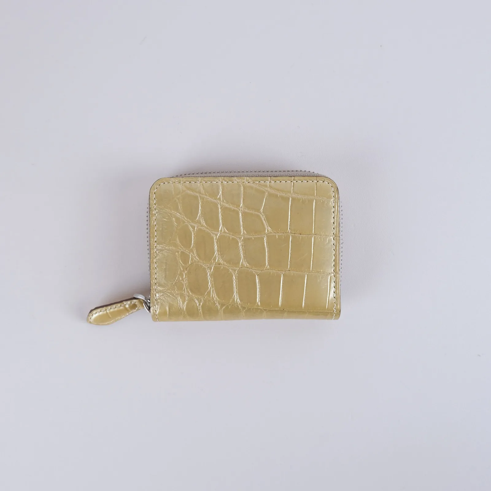 Ảnh Studio Ví zip mini da cá sấu khóa kéo - Koi Leather