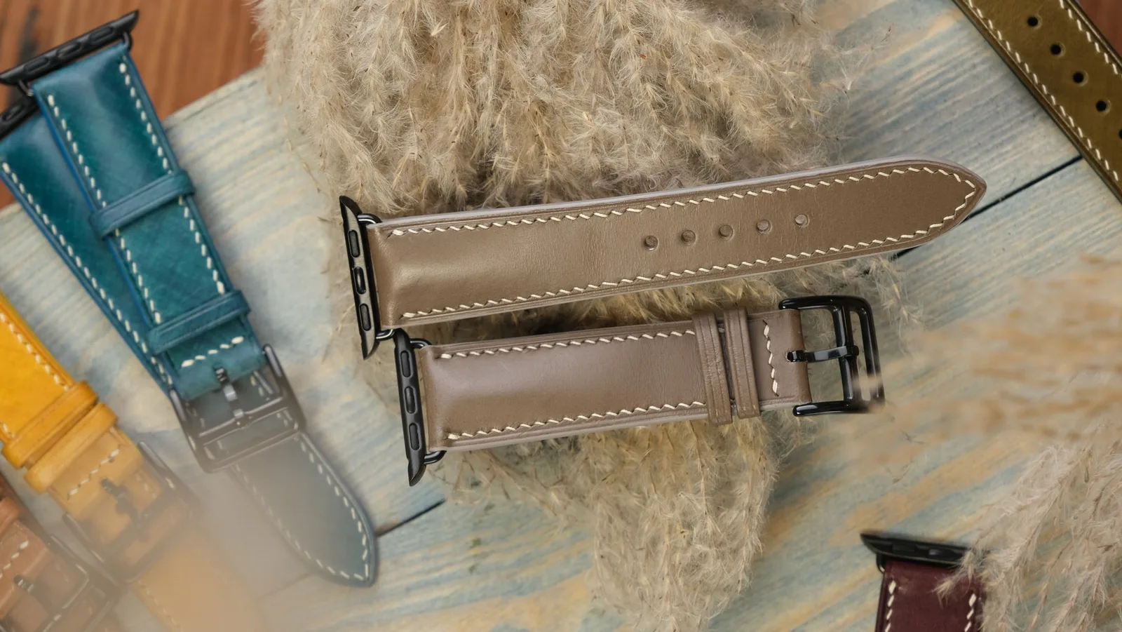 Ảnh Studio Dây đồng hồ da Buttero khâu tay cho Apple Watch - Koi Leather