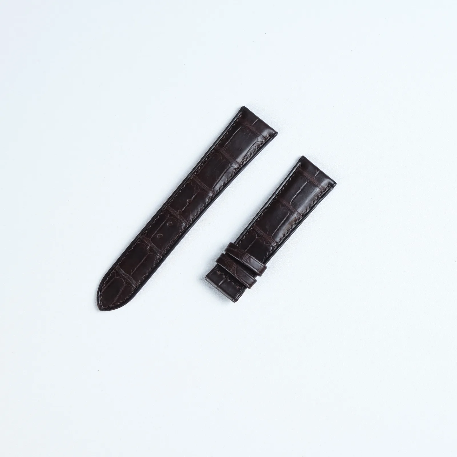 Ảnh Studio Dây đồng hồ da cá sấu màu nâu chocolate - Koi Leather