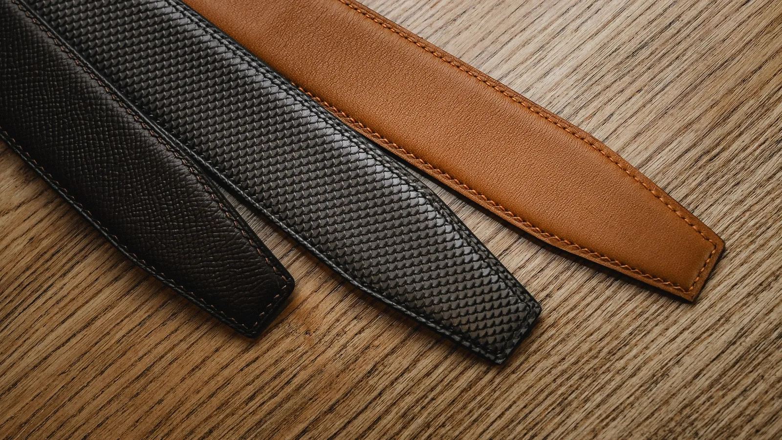 Ảnh Studio Dây thắt lưng da bò khóa ray trượt tự động - Koi Leather