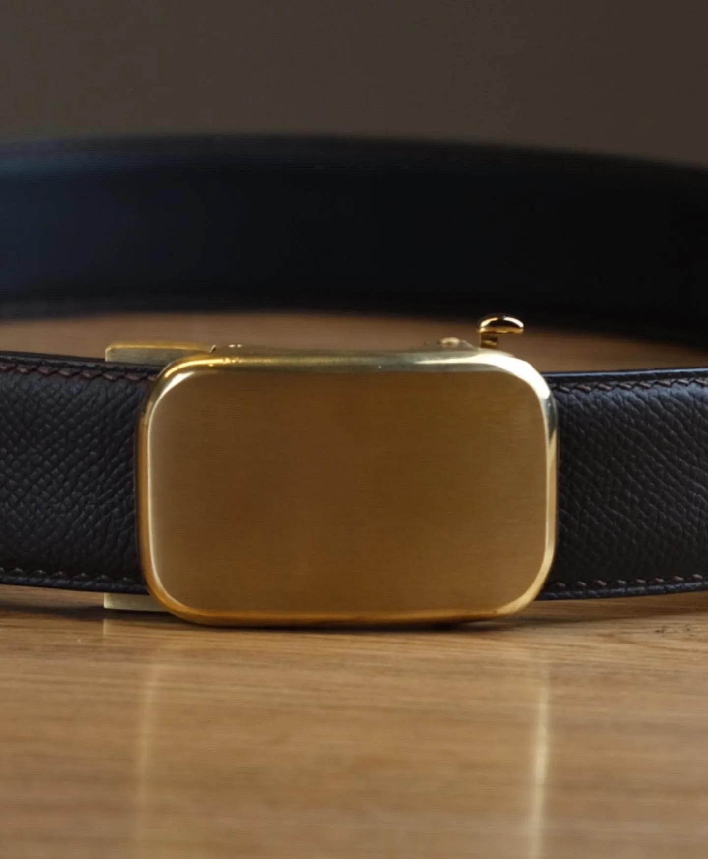 Ảnh Studio Dây thắt lưng da bò khóa ray trượt tự động - Koi Leather
