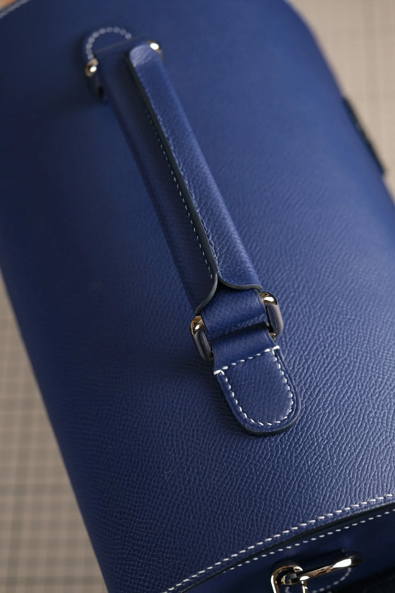 Ảnh Studio Túi máy ảnh da Epsom phối cá sấu màu xanh navy - Koi Leather