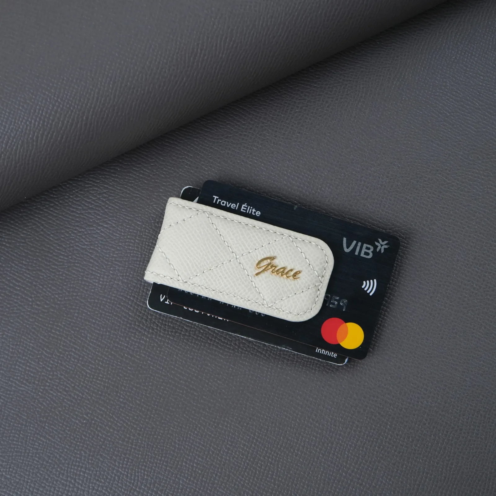 Ảnh Studio Money clip epsom kem - may trám - KOI Leather