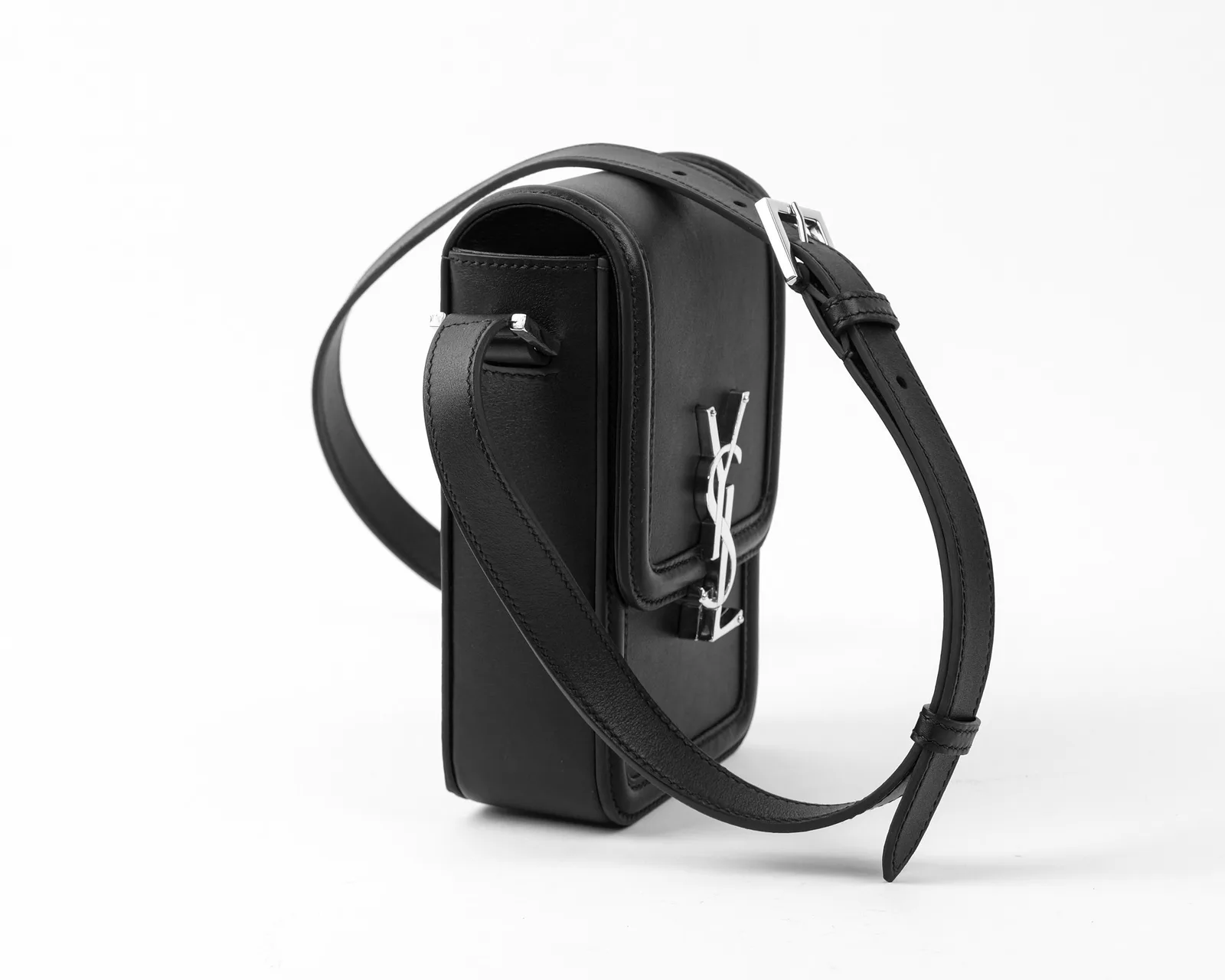 Ảnh Studio Túi đeo chéo dáng hộp đứng da Box Calf màu đen - Koi Leather